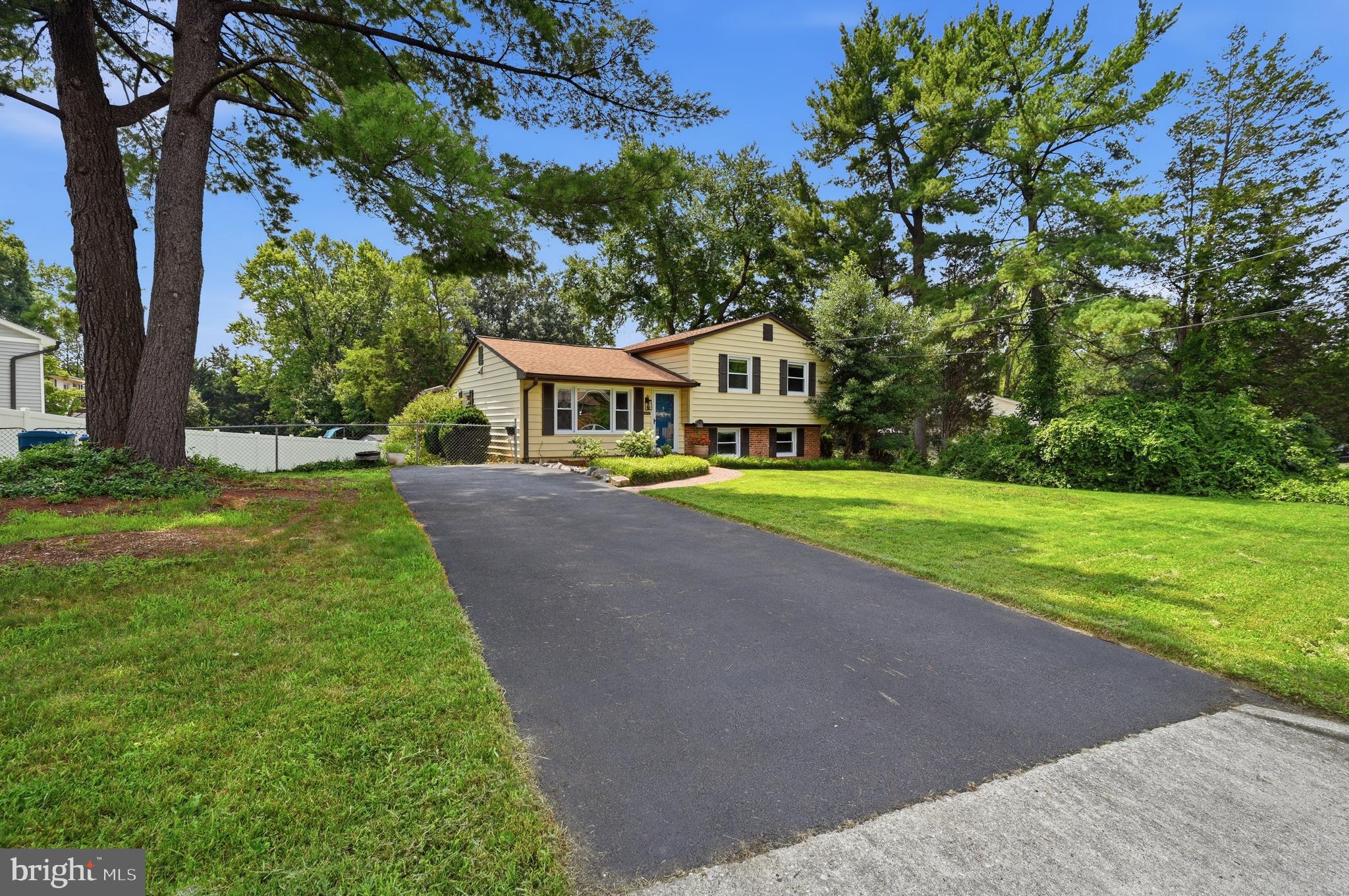 6426 CARRIAGE DRIVE