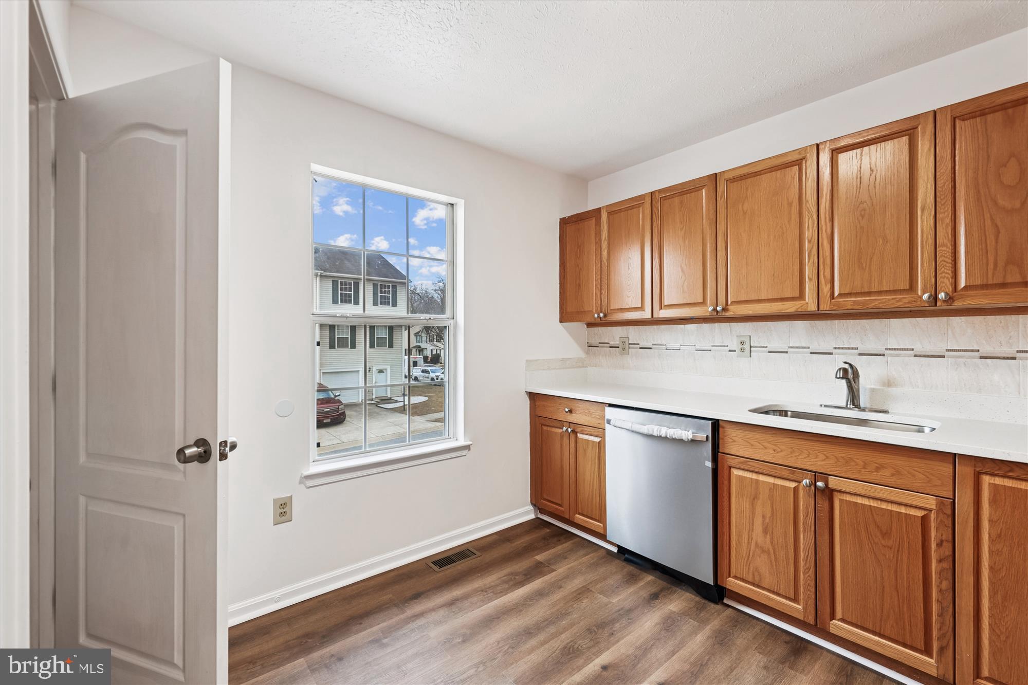 SOUTH HAMPTON - Residential