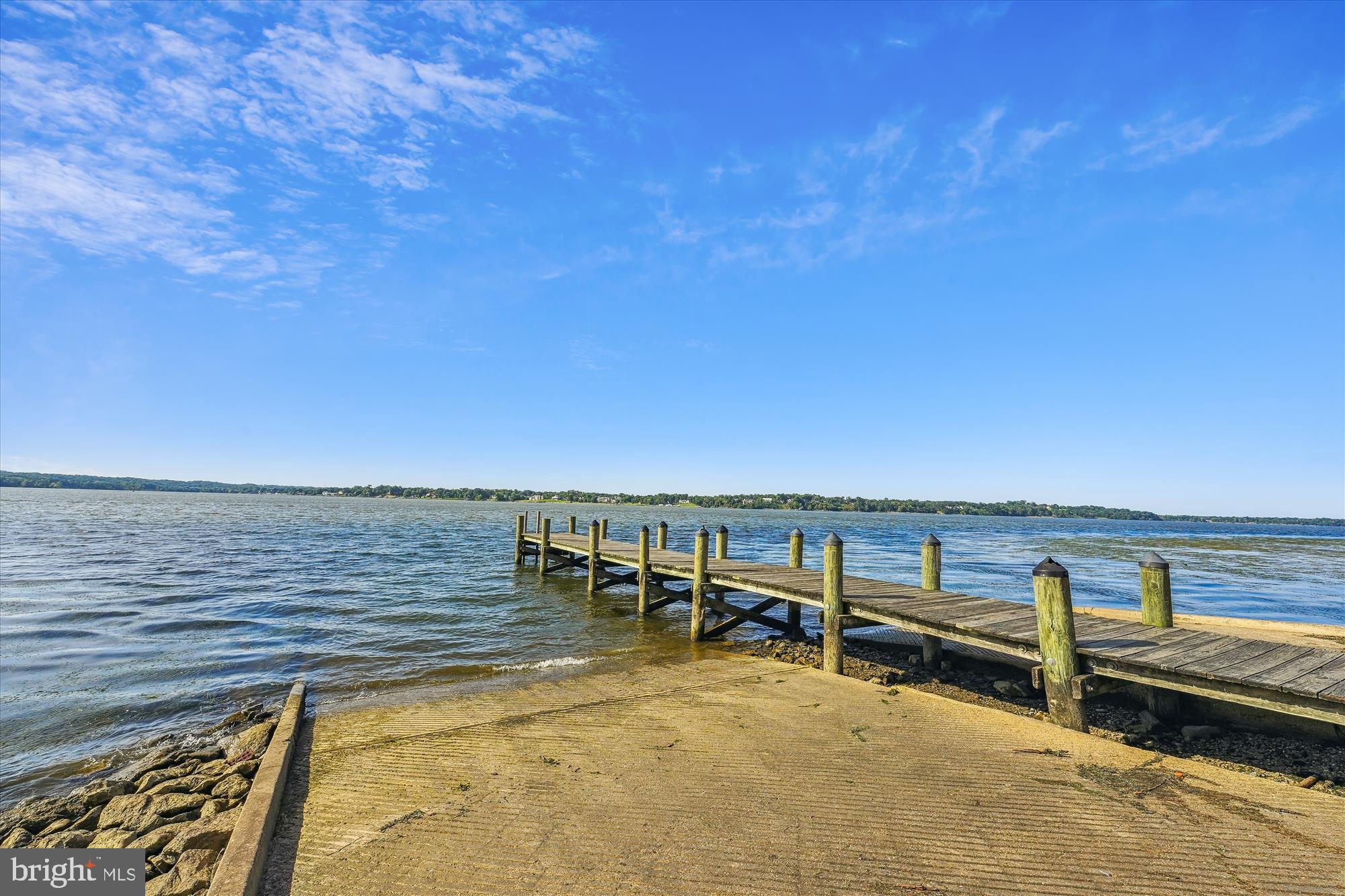 SOUTH HAMPTON - Residential