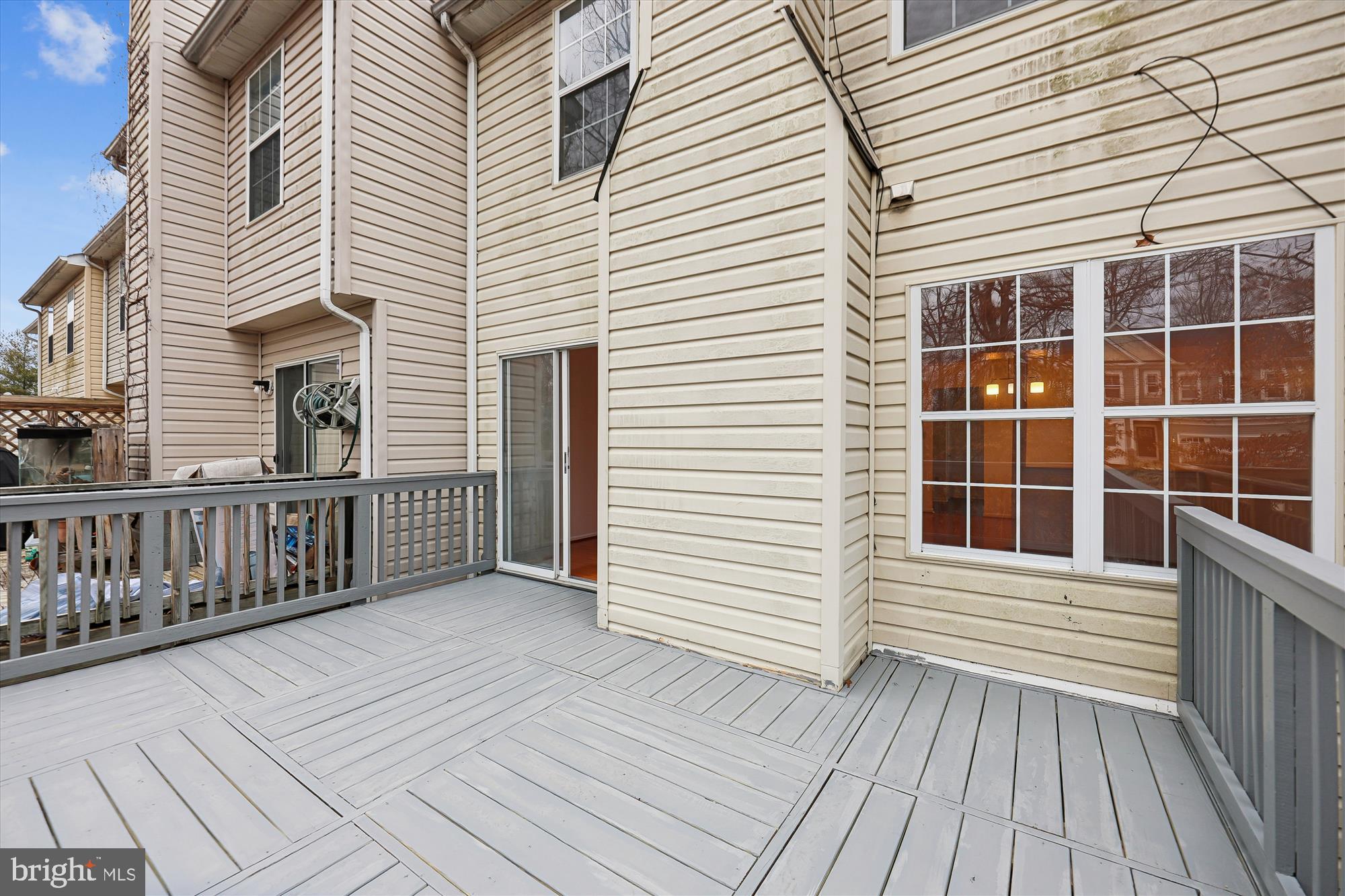 SOUTH HAMPTON - Residential