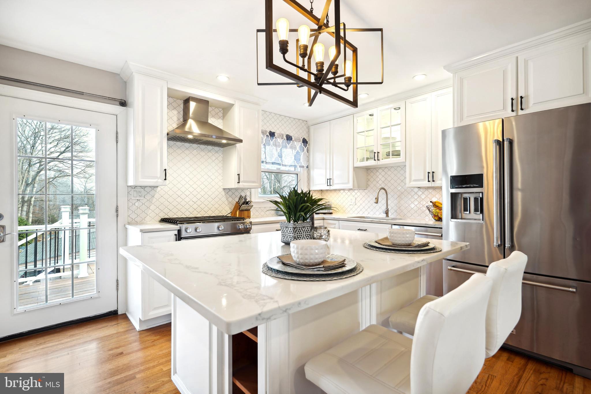 ROLLING VALLEY - Residential