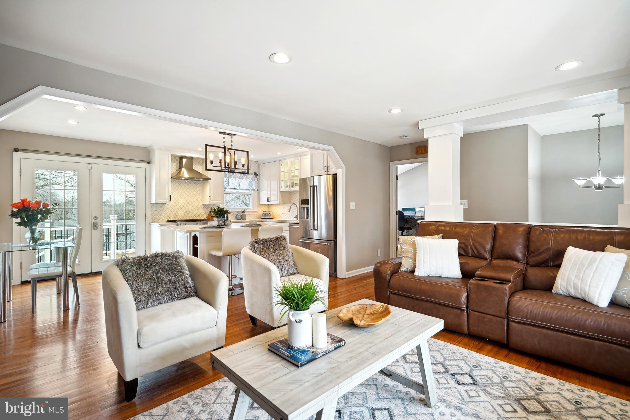 ROLLING VALLEY - Residential