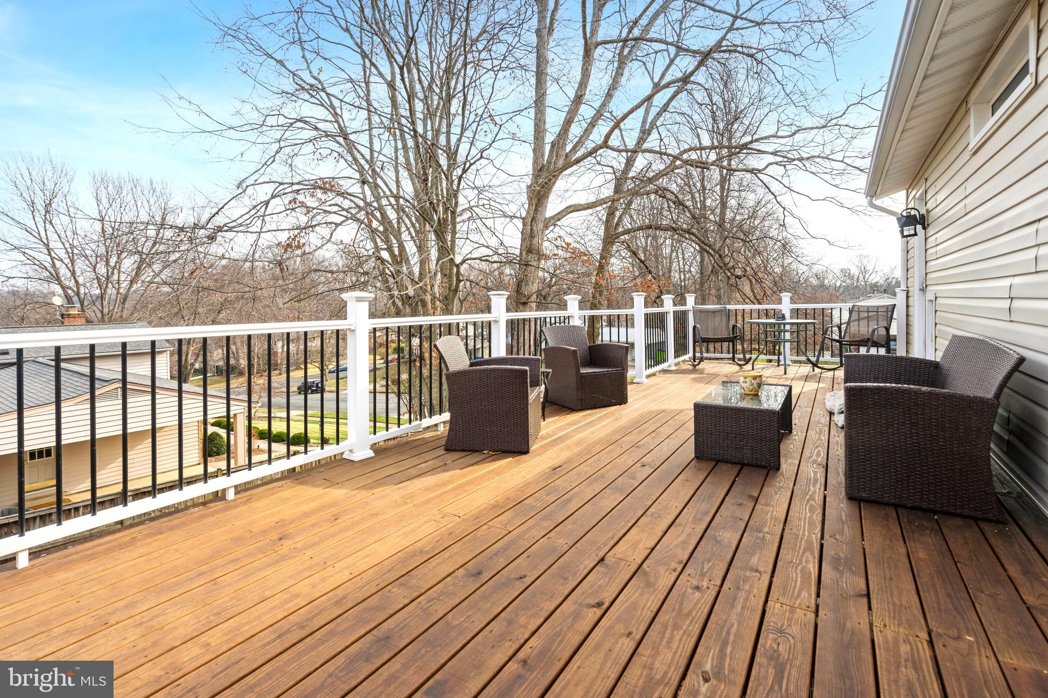 ROLLING VALLEY - Residential