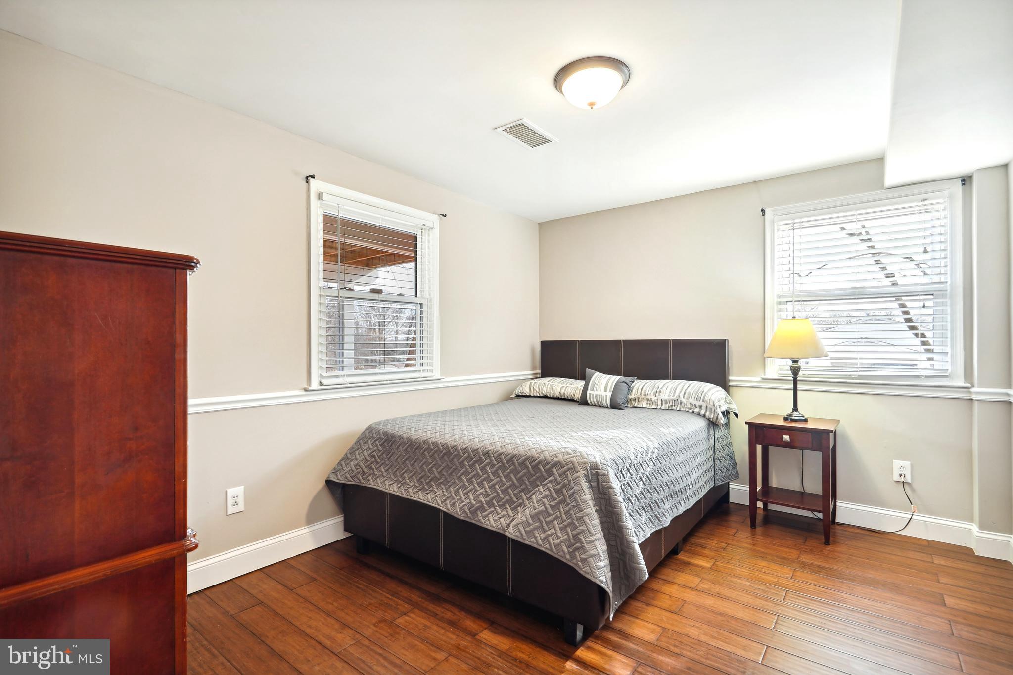 ROLLING VALLEY - Residential