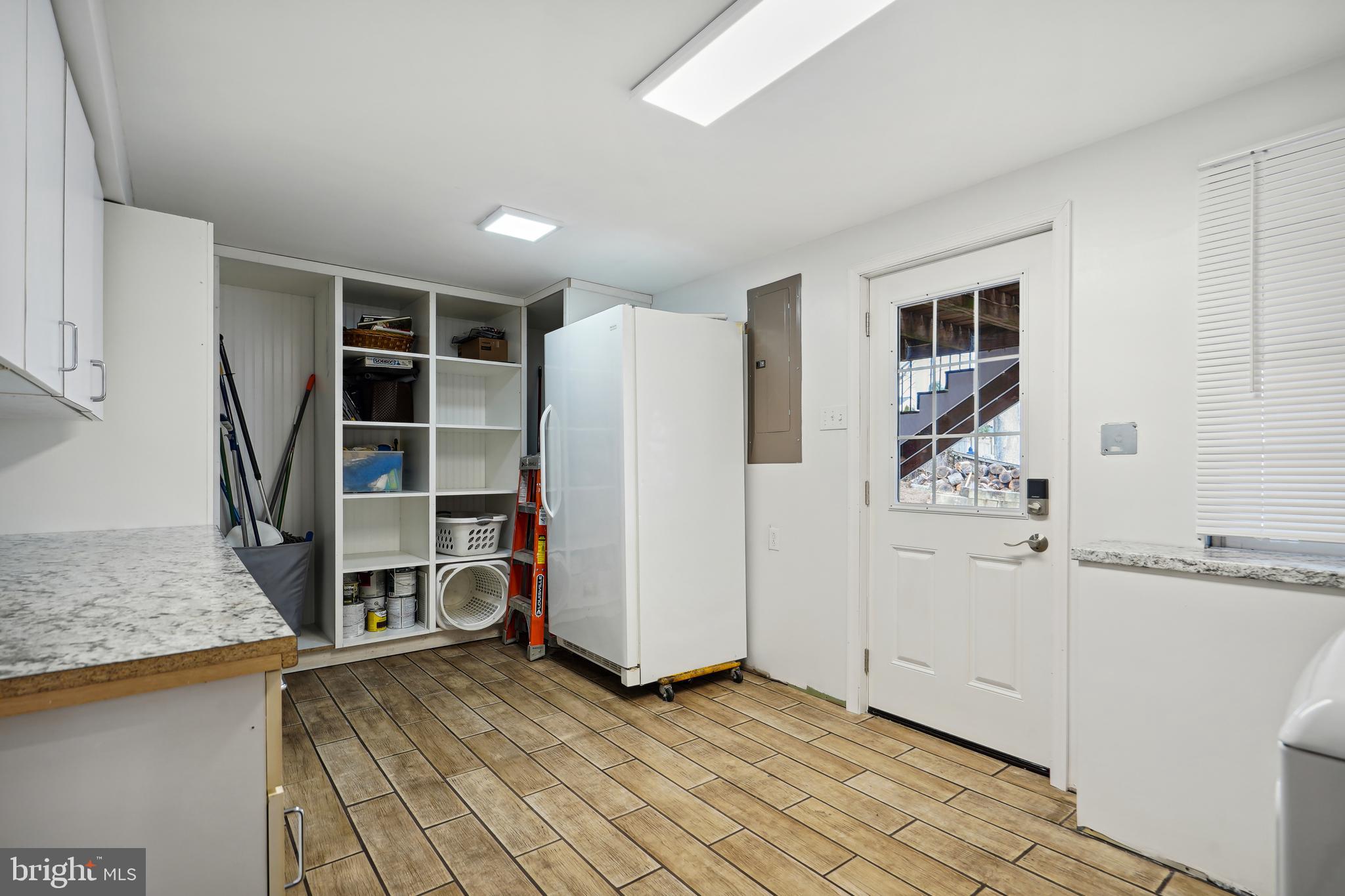 ROLLING VALLEY - Residential