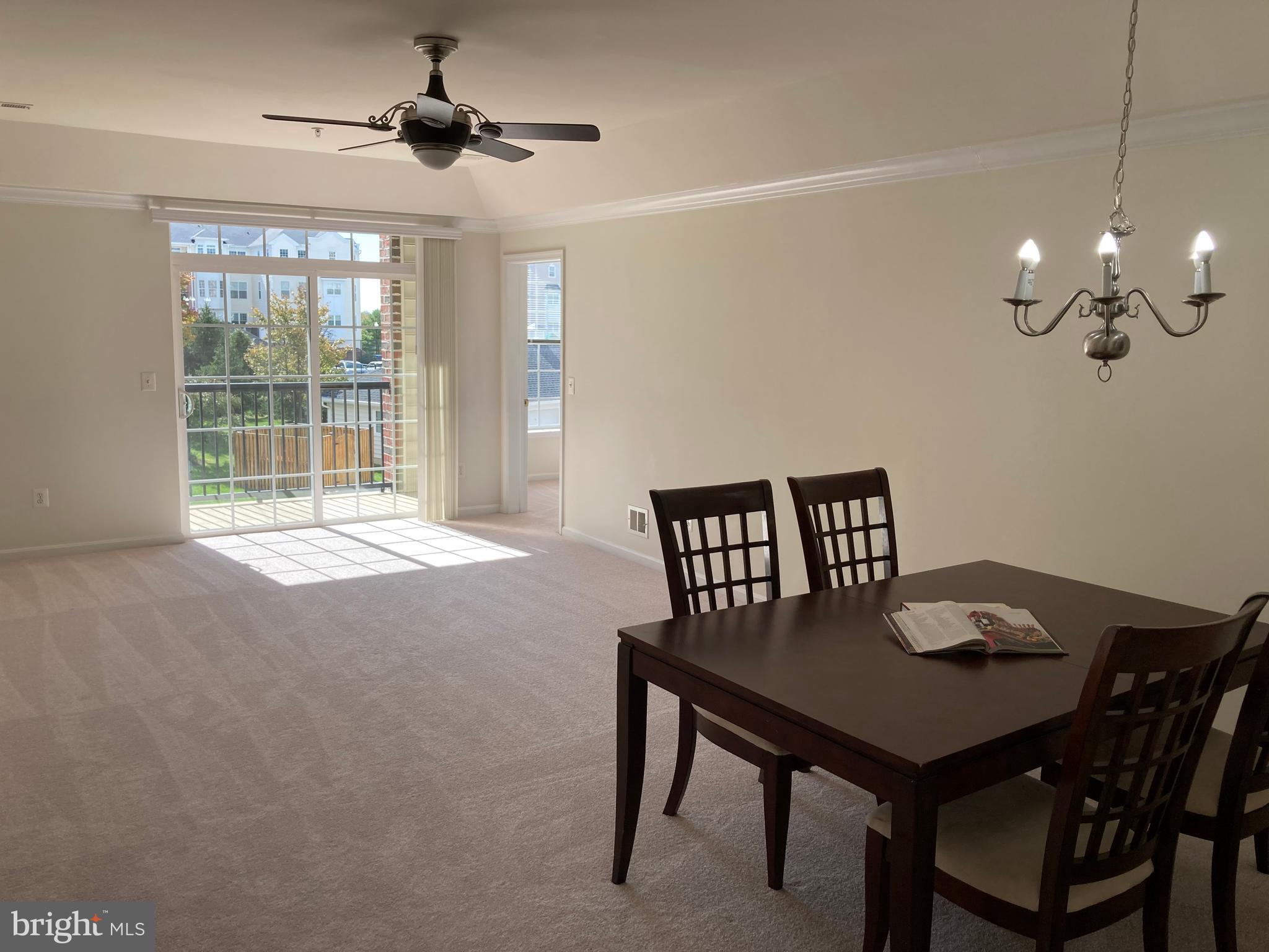 MAPLECREST - Residential