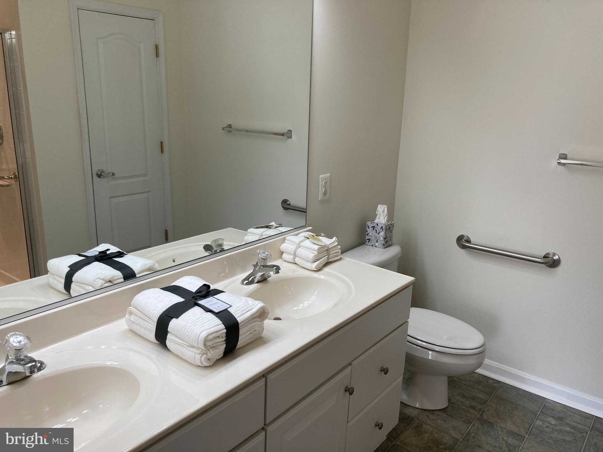 MAPLECREST - Residential