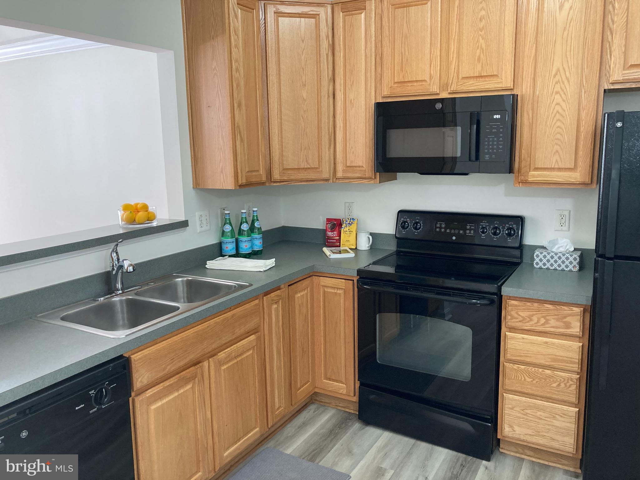 MAPLECREST - Residential