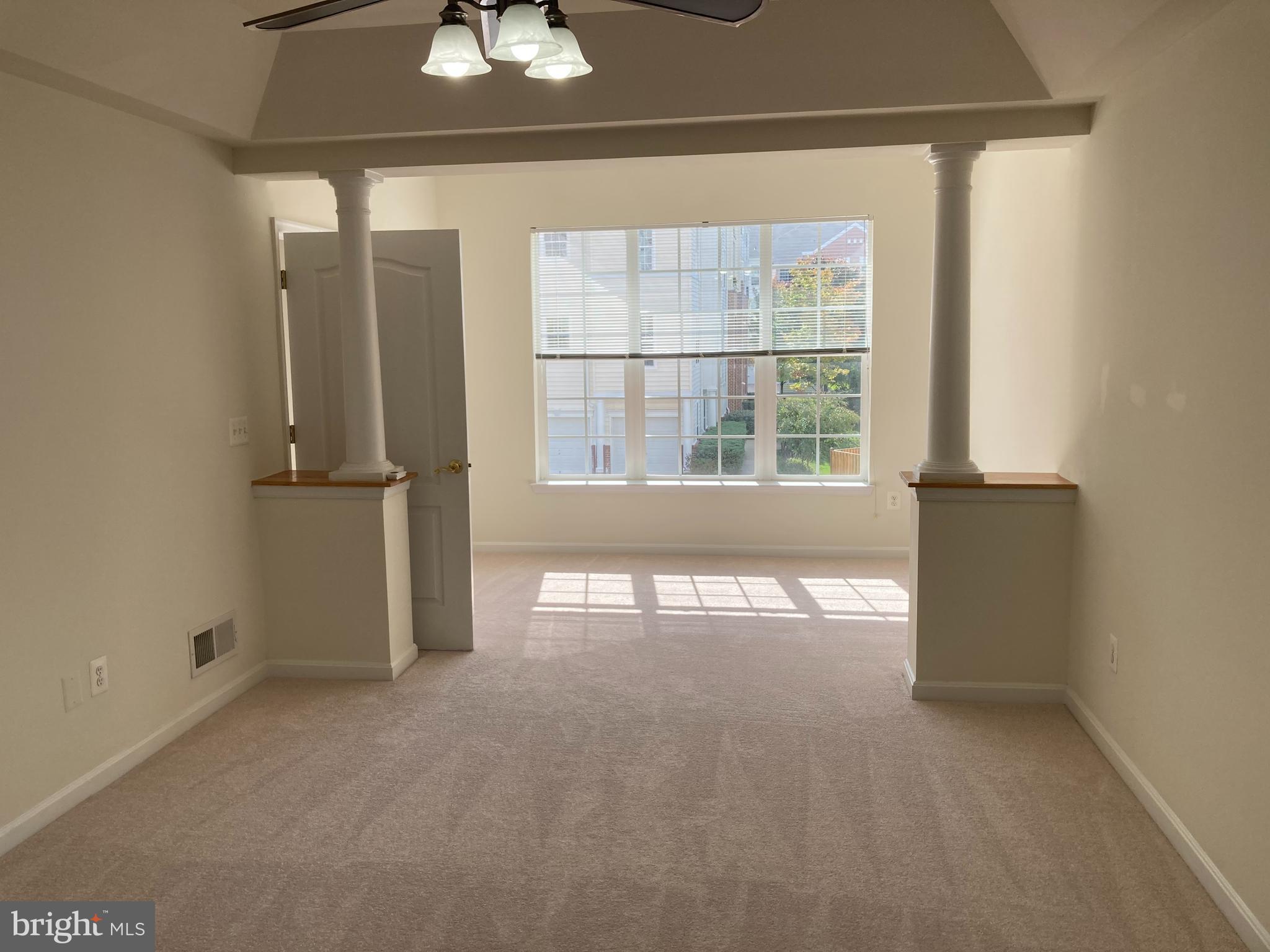 MAPLECREST - Residential