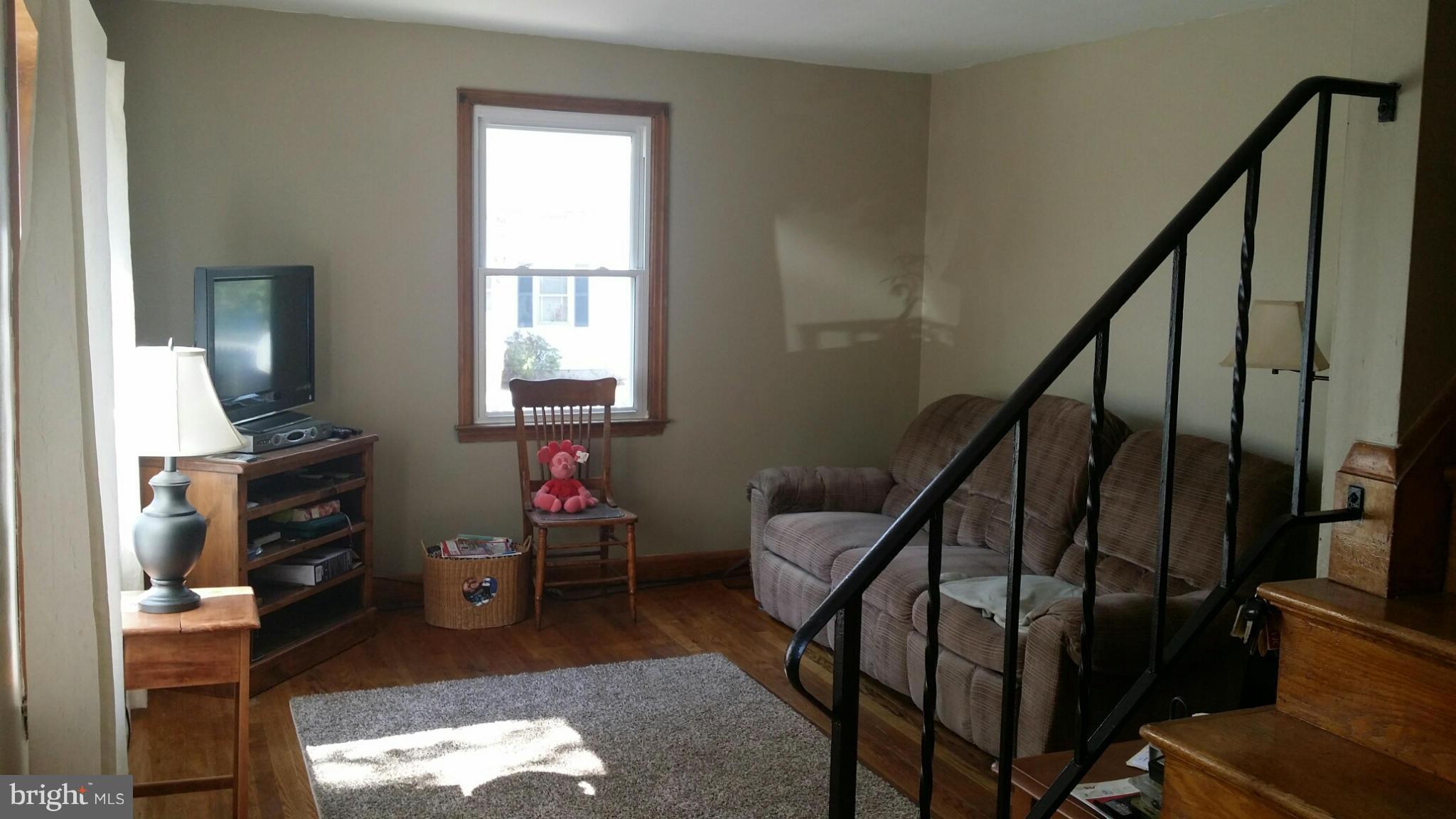 COLONIAL DRIVE - Residential Lease