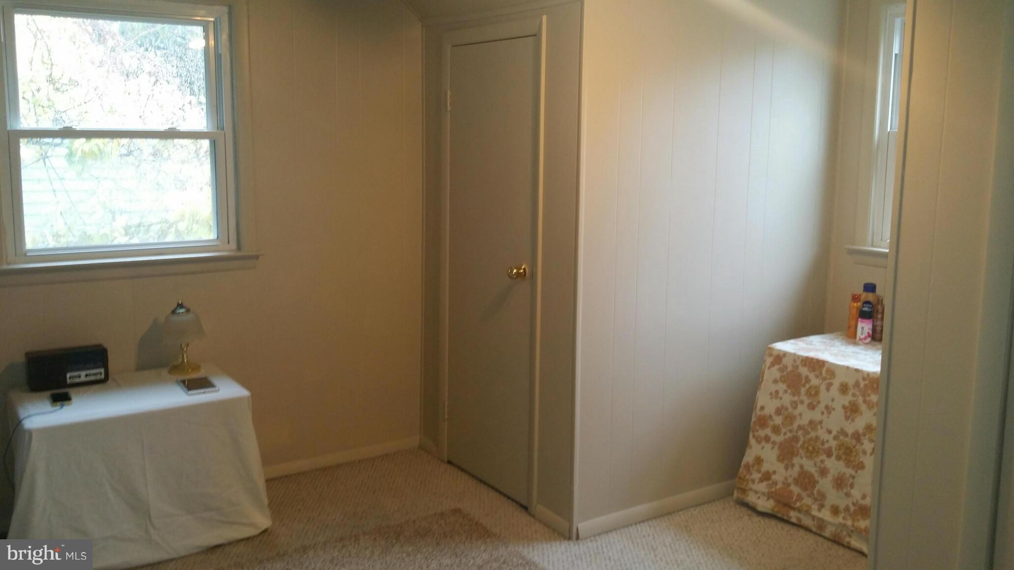 COLONIAL DRIVE - Residential Lease