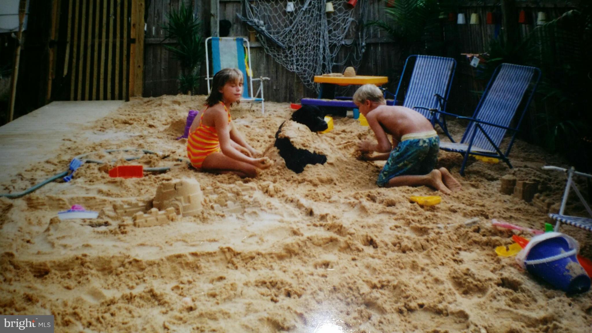 COLONIAL DRIVE - Residential Lease