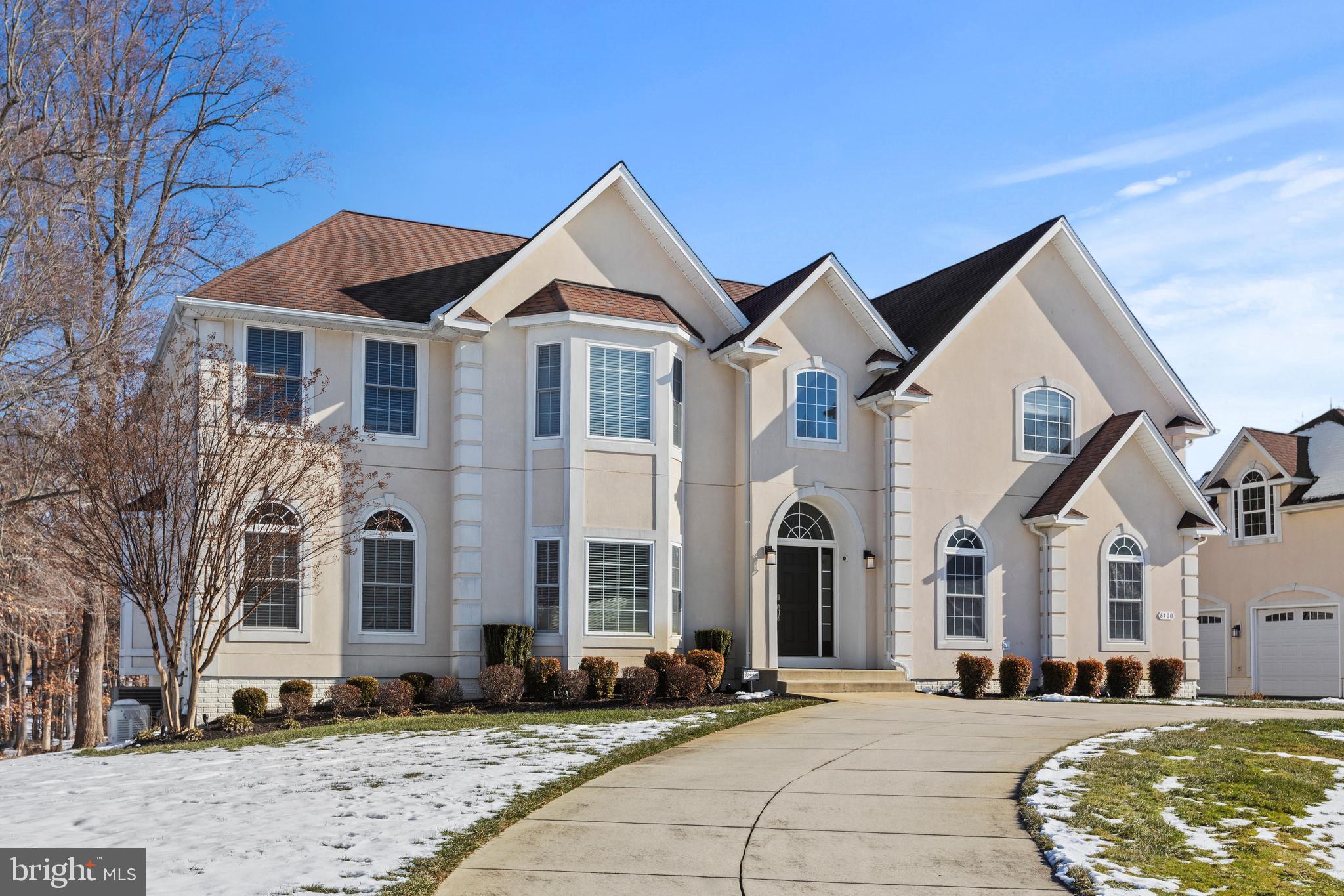 MEADOWGATE - Residential