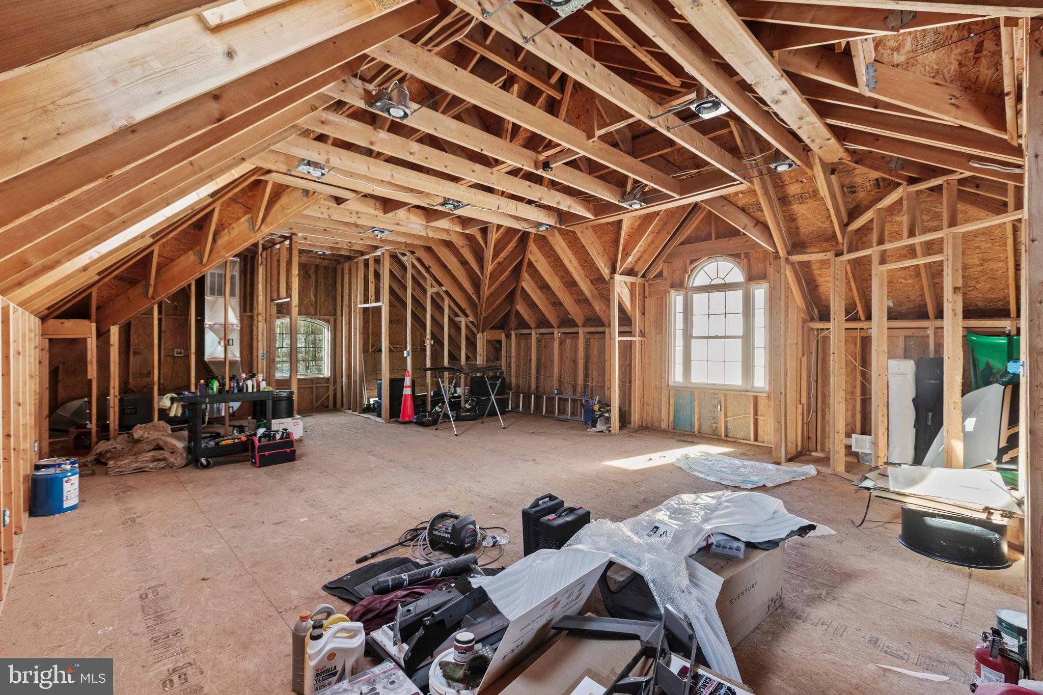 MEADOWGATE - Residential