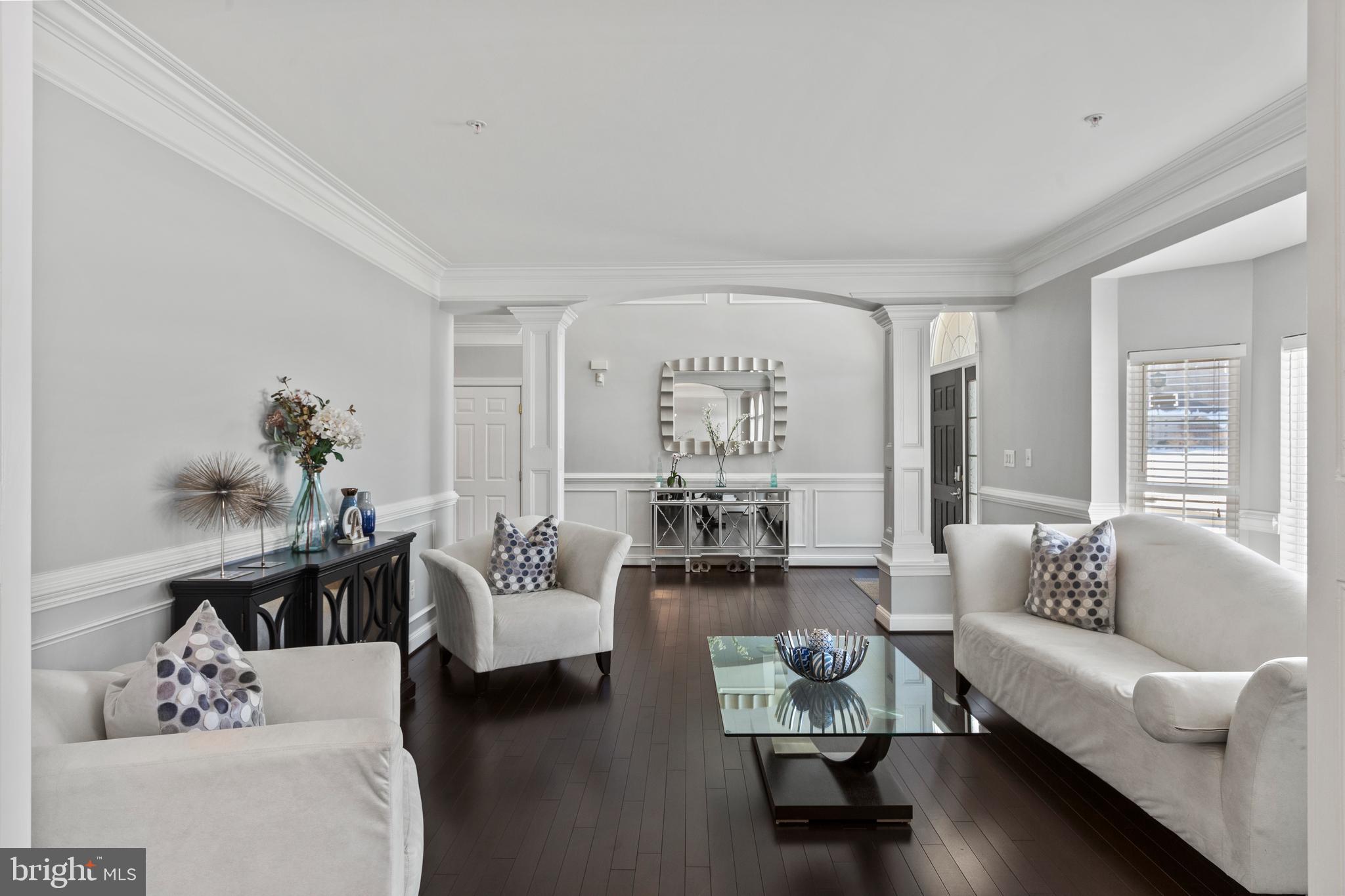 MEADOWGATE - Residential