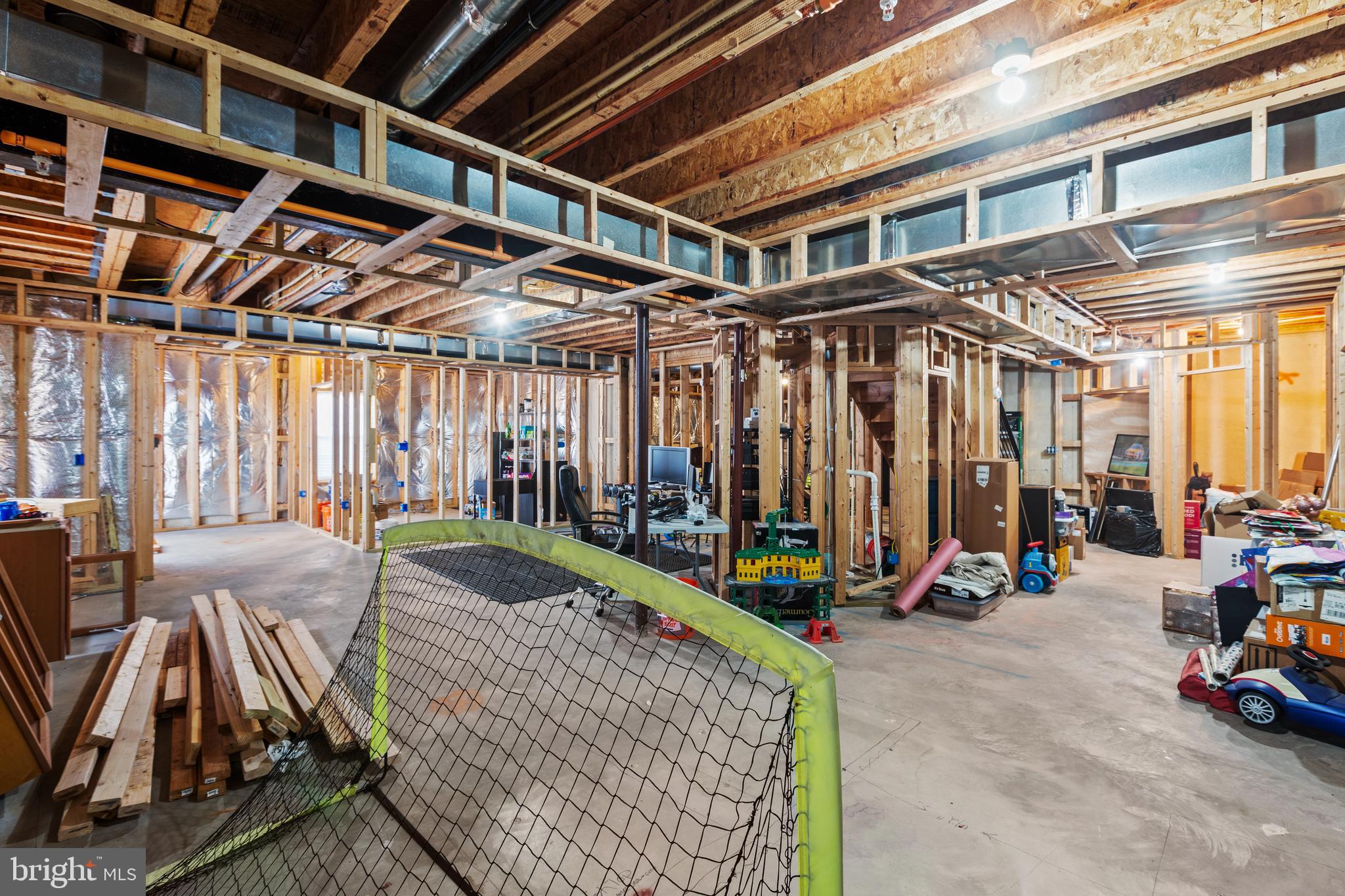 MEADOWGATE - Residential