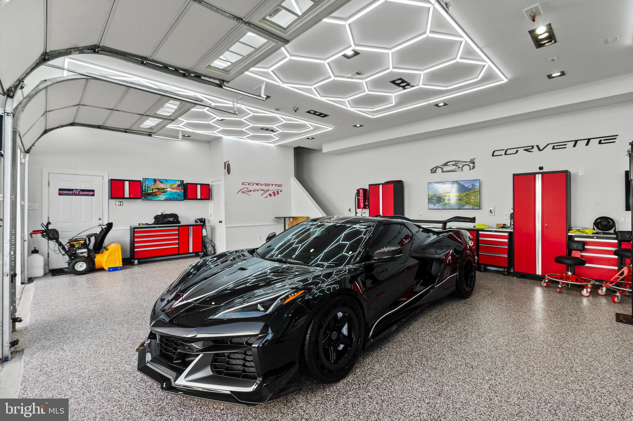 MEADOWGATE - Residential