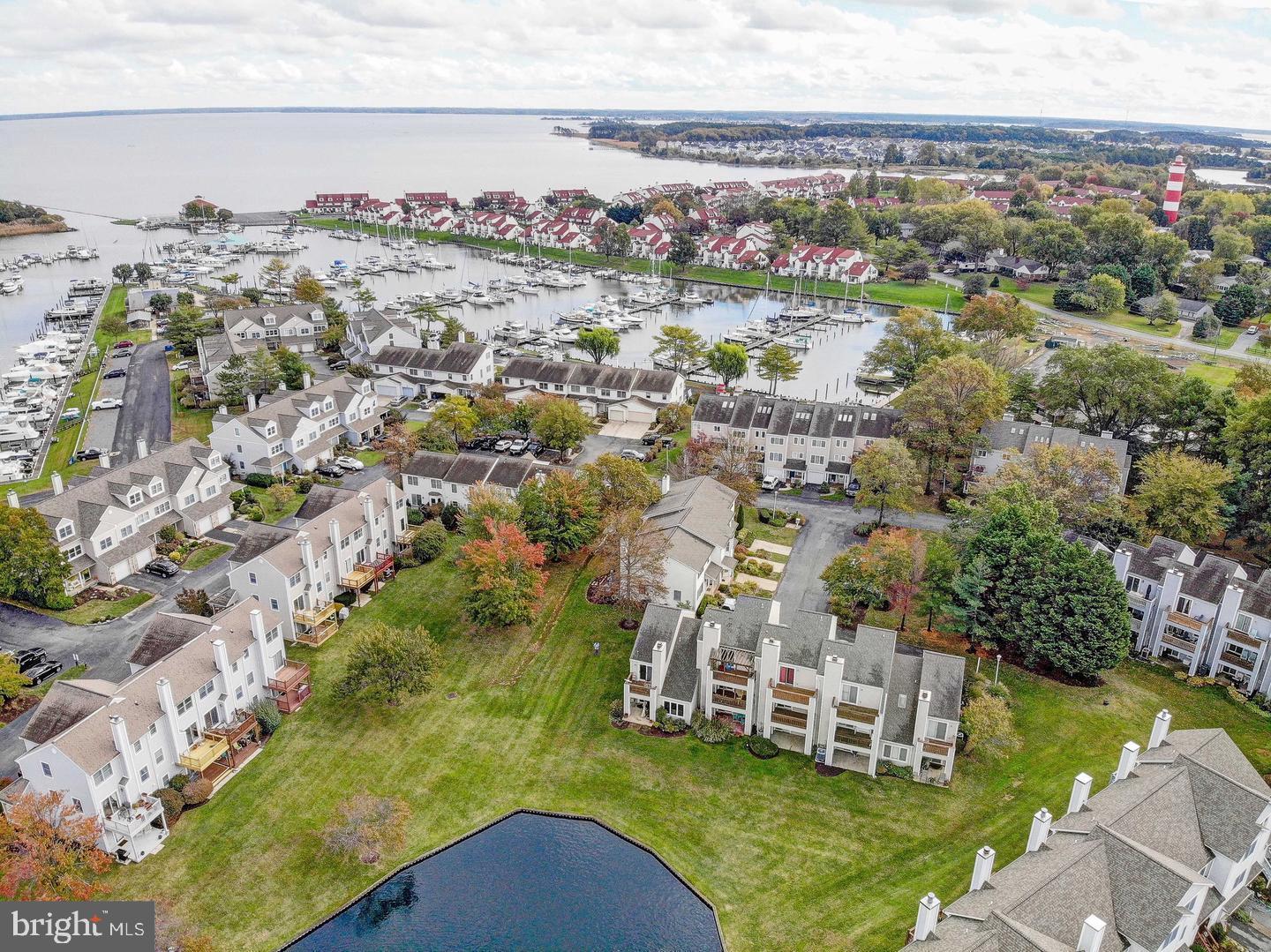 102 MERGANSER COURT 102