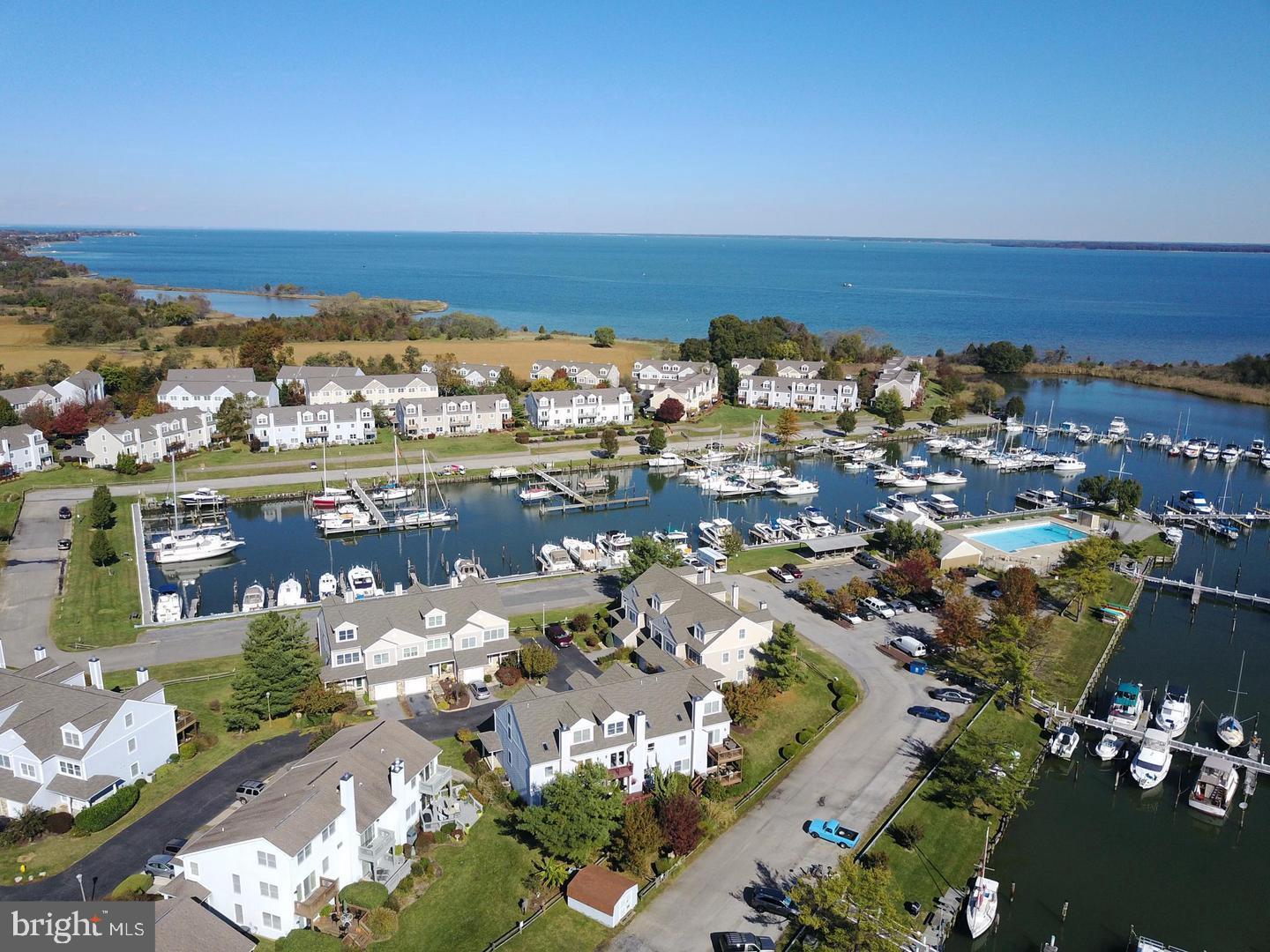 102 MERGANSER COURT 102