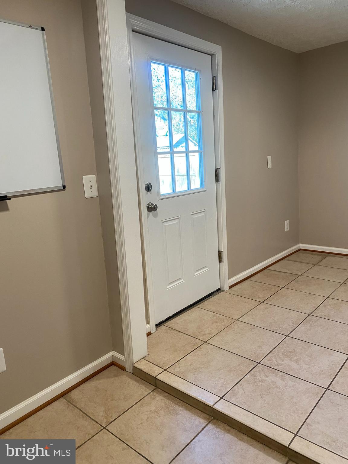 AVALON SHORES - Residential