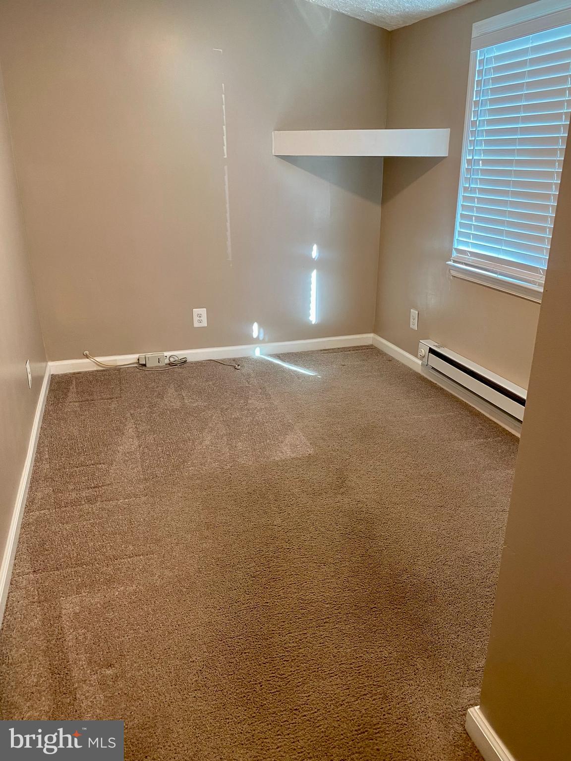 AVALON SHORES - Residential