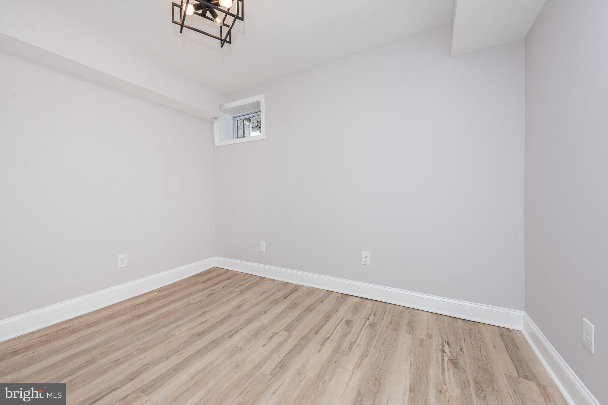 GREENSPRING - Residential