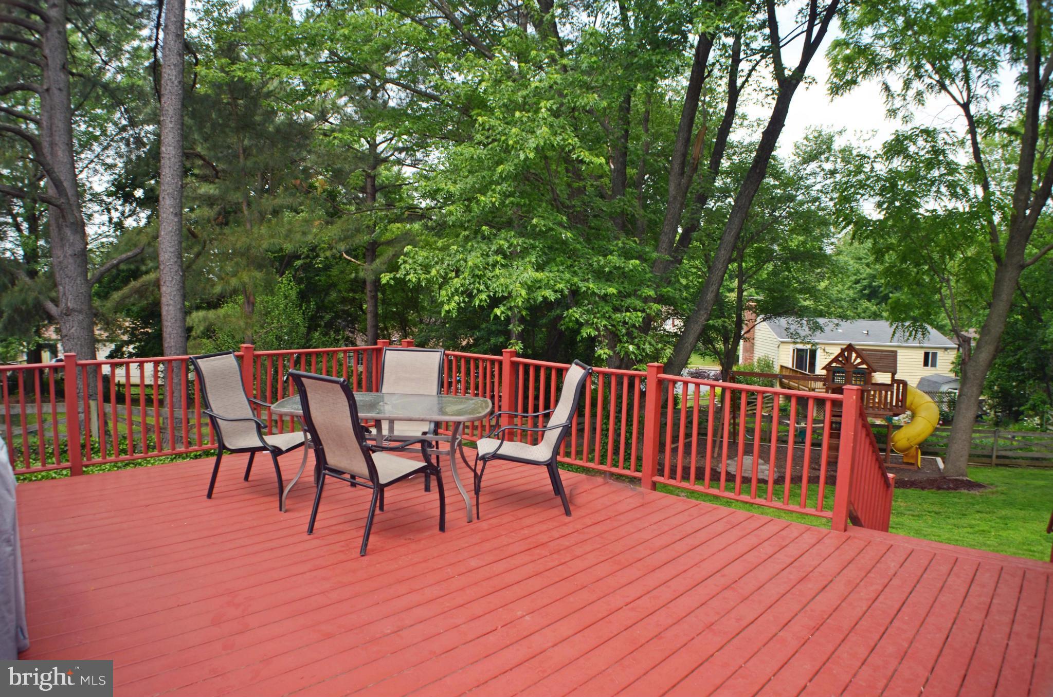 FOX MILL ESTATES - Residential