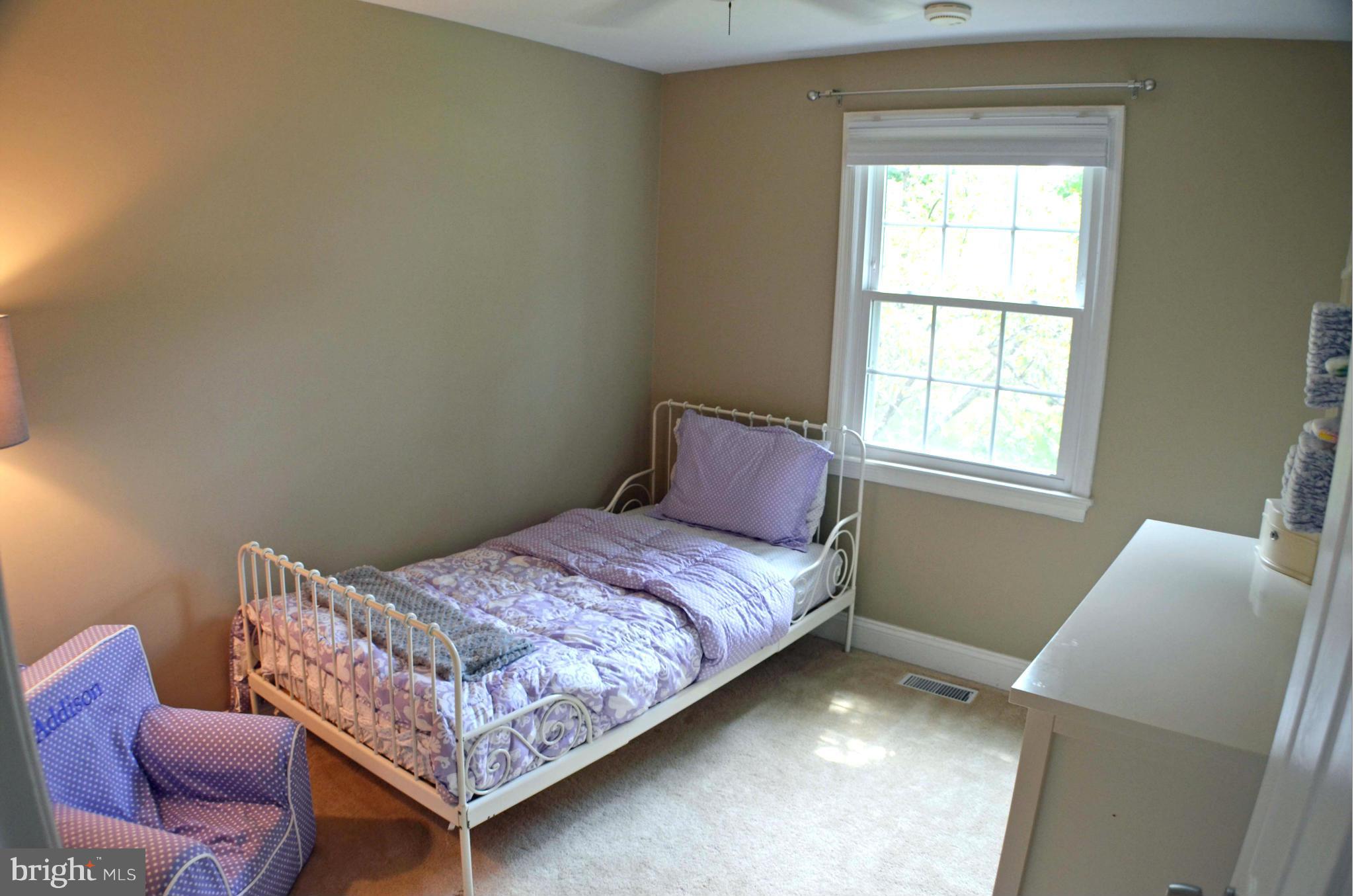 FOX MILL ESTATES - Residential