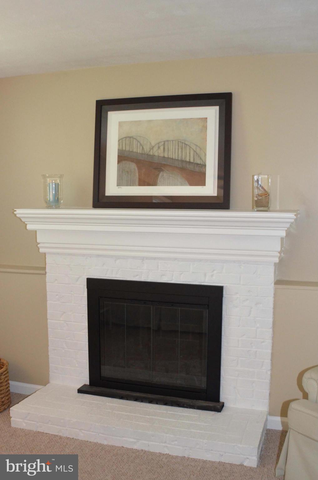 FOX MILL ESTATES - Residential