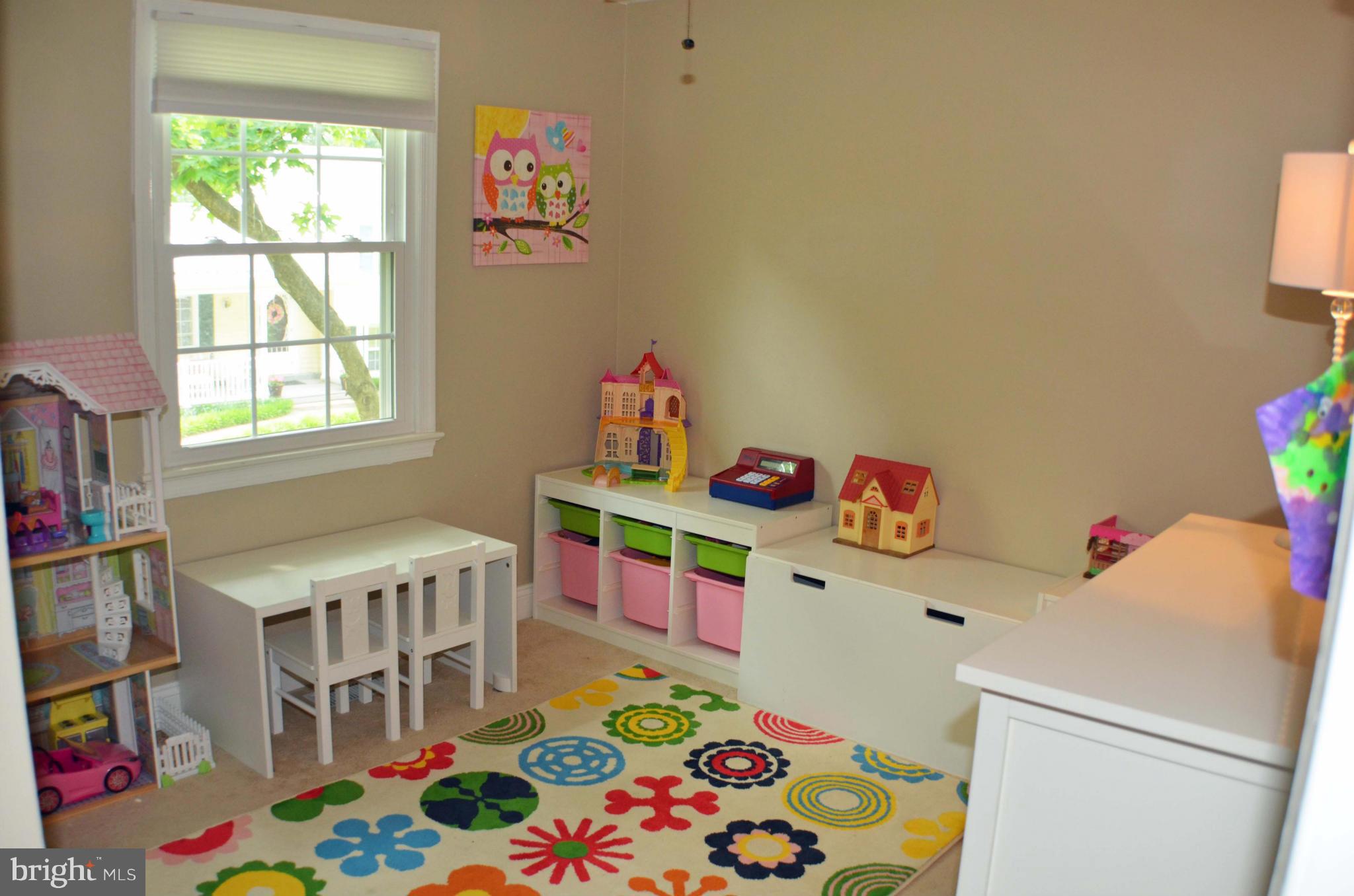 FOX MILL ESTATES - Residential