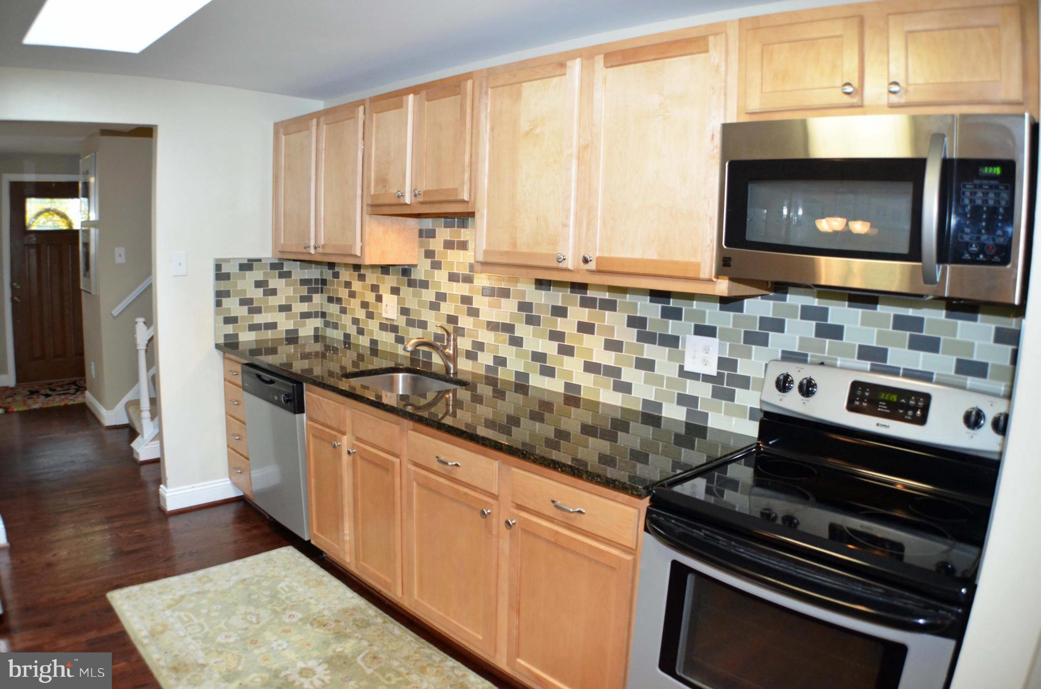 FOX MILL ESTATES - Residential