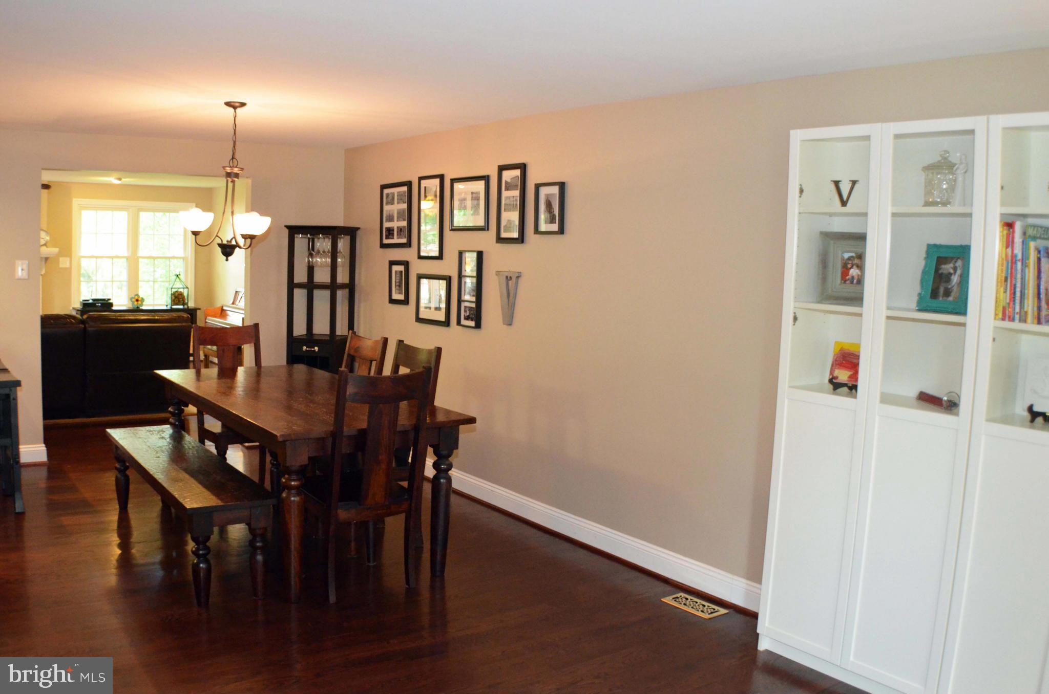 FOX MILL ESTATES - Residential