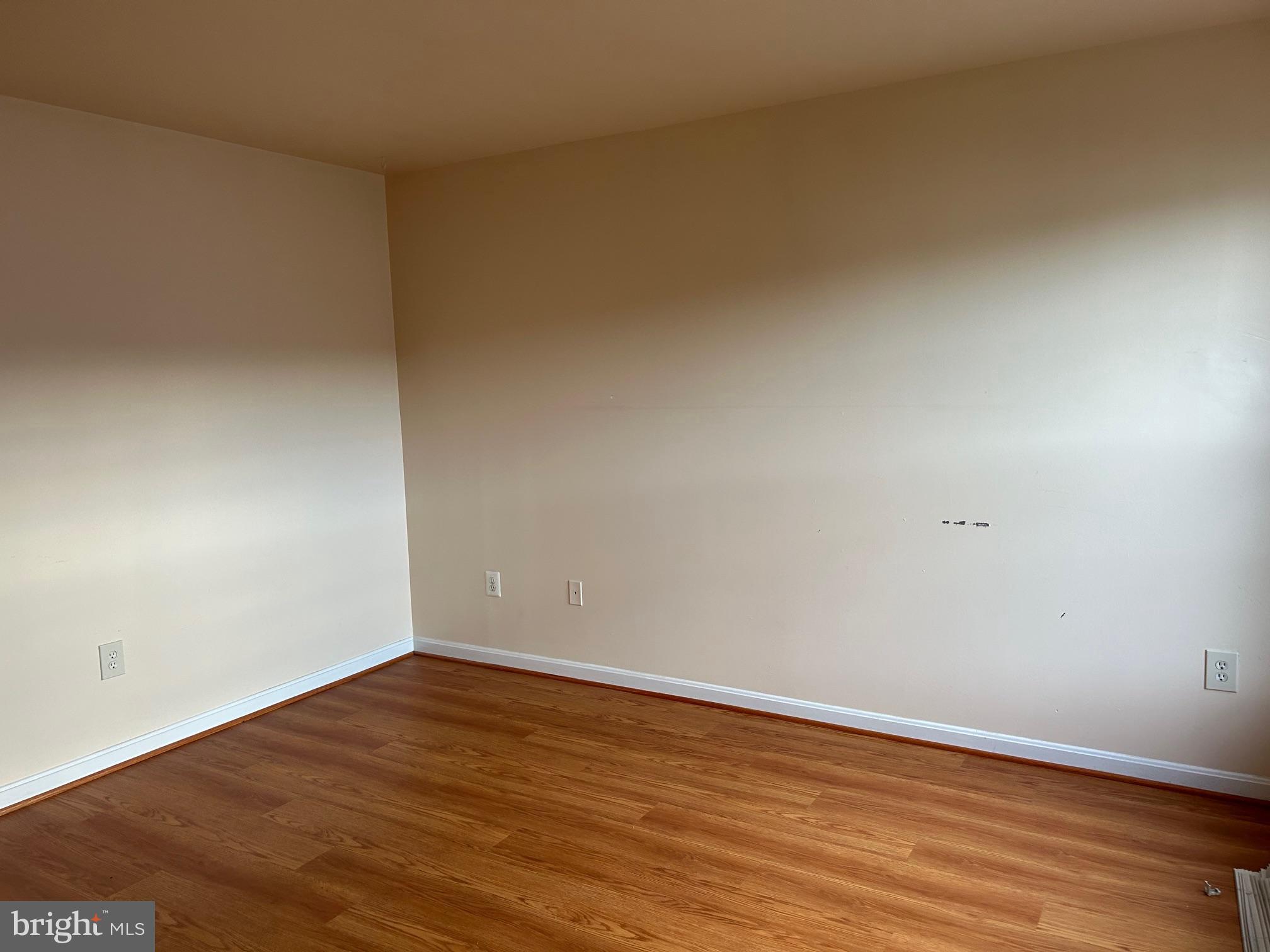 SEVEN OAKS - Residential Lease