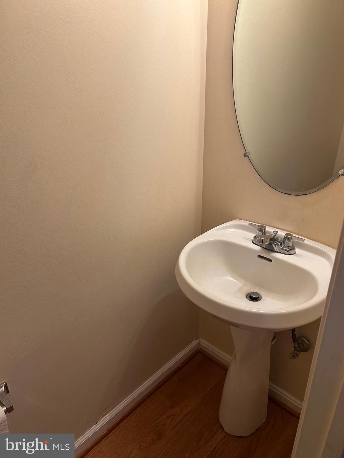 SEVEN OAKS - Residential Lease