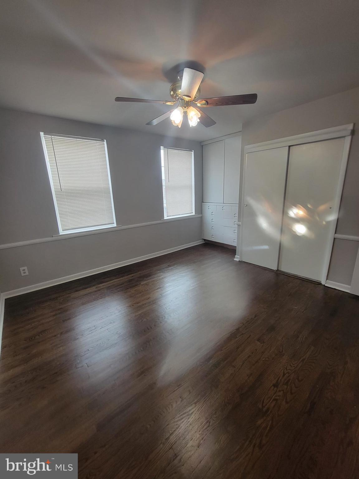 CASTOR GARDENS - Residential Lease