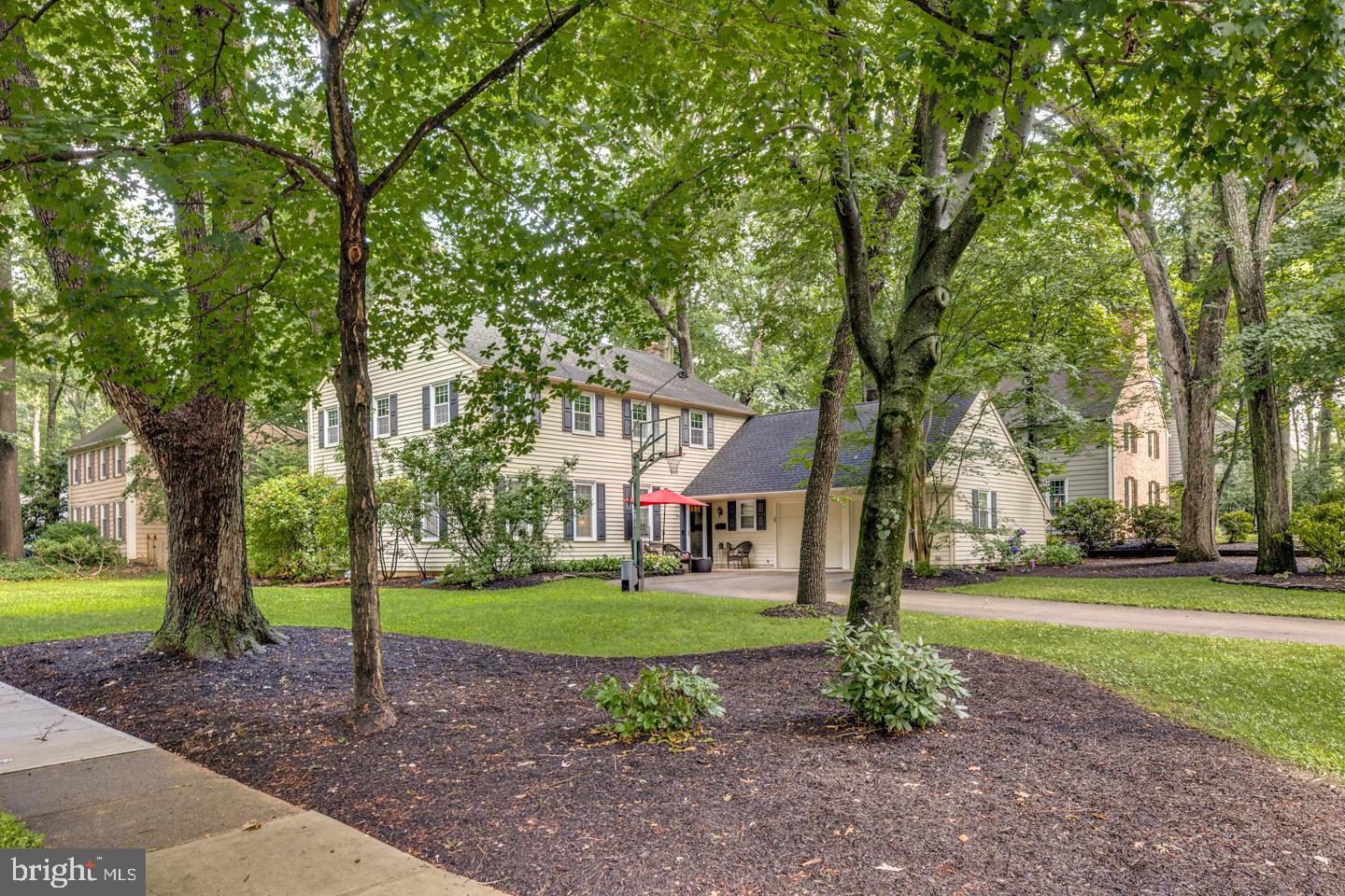 110 WEXFORD DRIVE