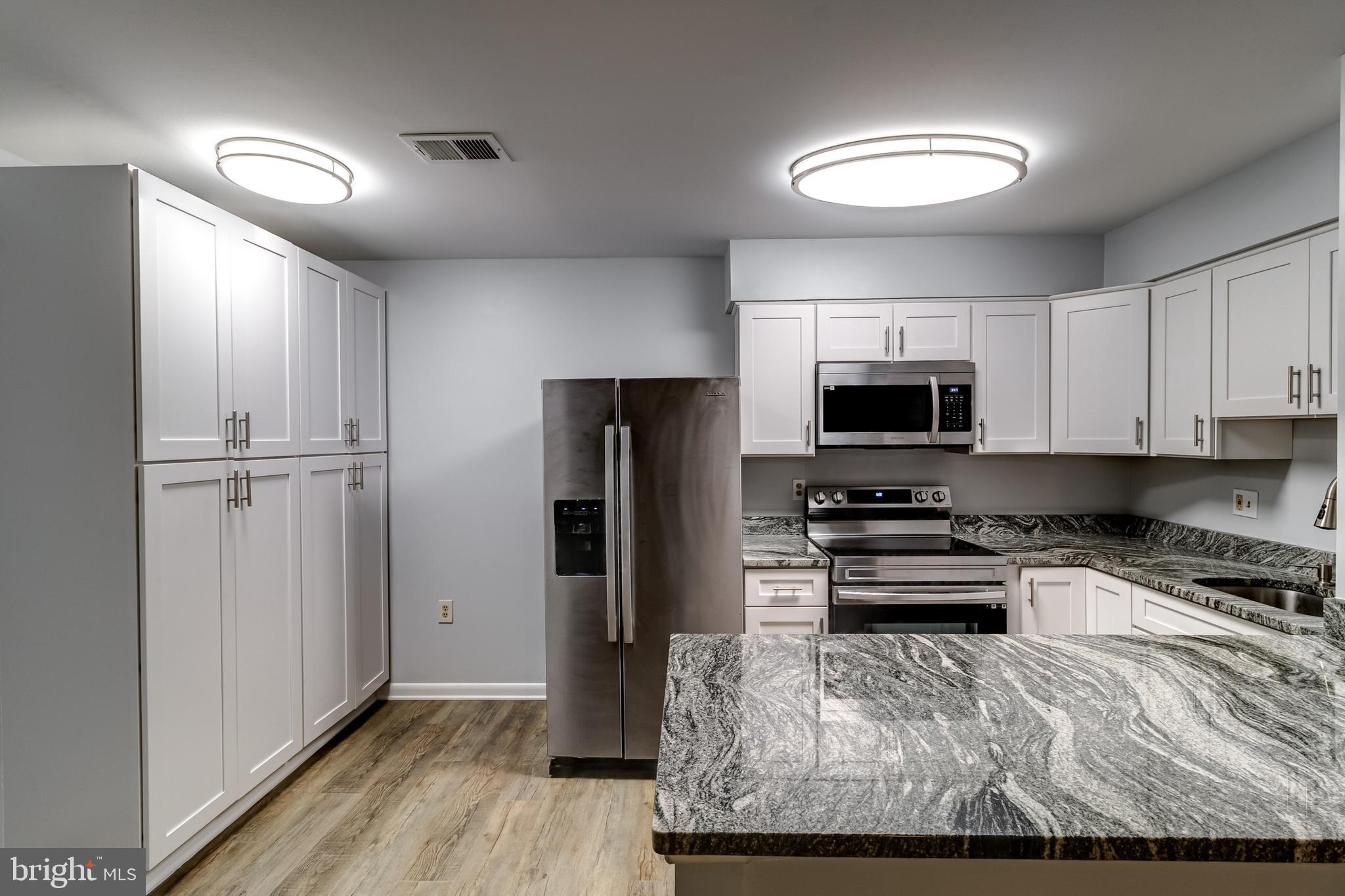 SATYR GREEN - Residential