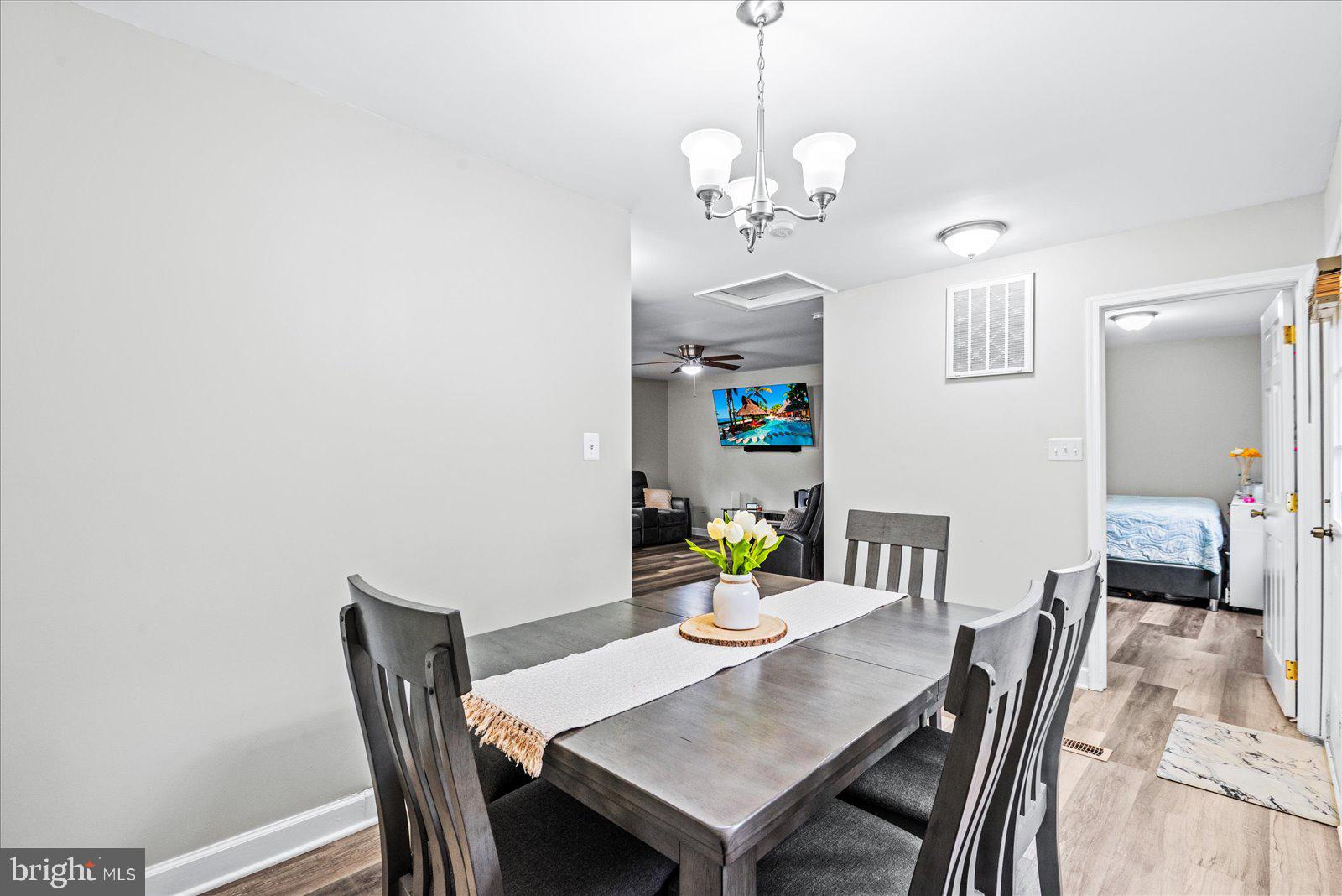 CHANCELLOR MEADOWS - Residential