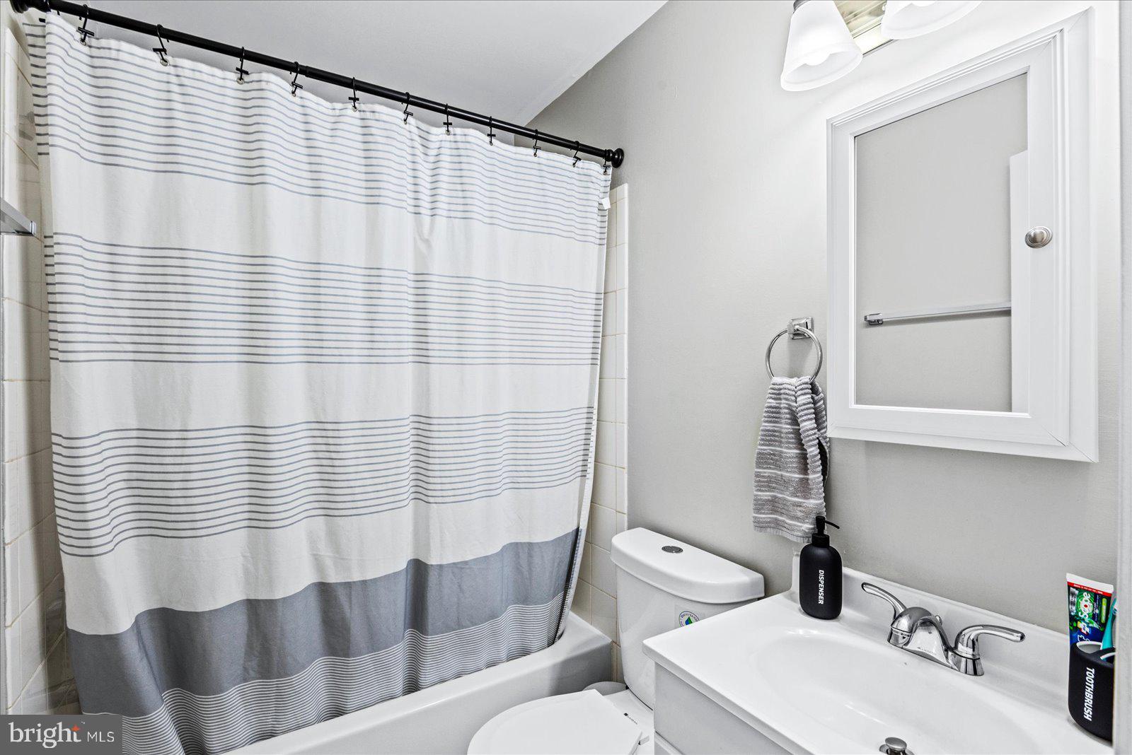 CHANCELLOR MEADOWS - Residential