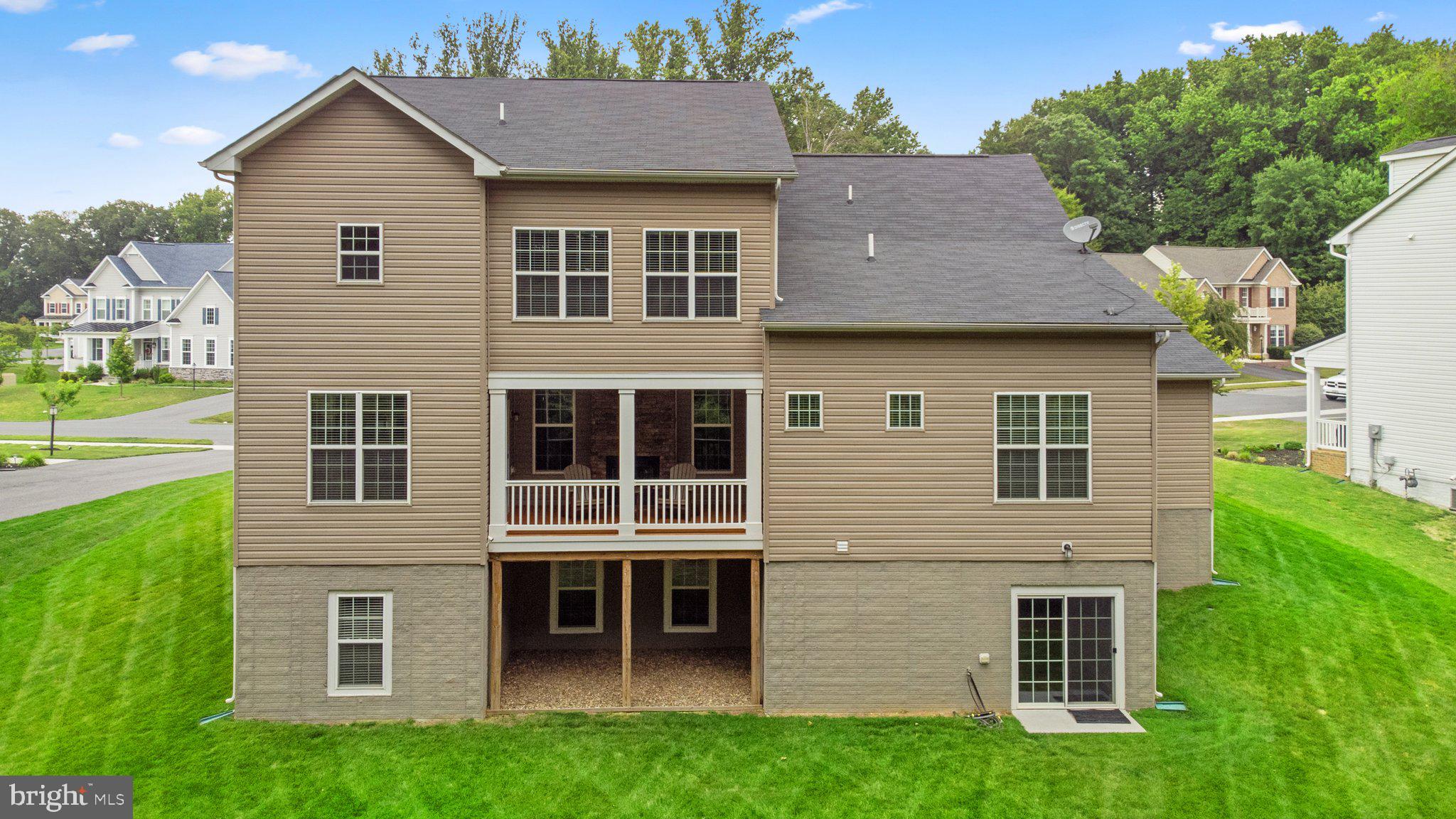 SPRING RIDGE - Residential