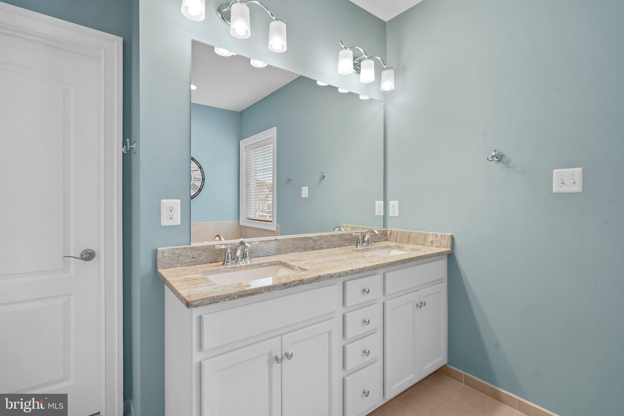 SPRING RIDGE - Residential