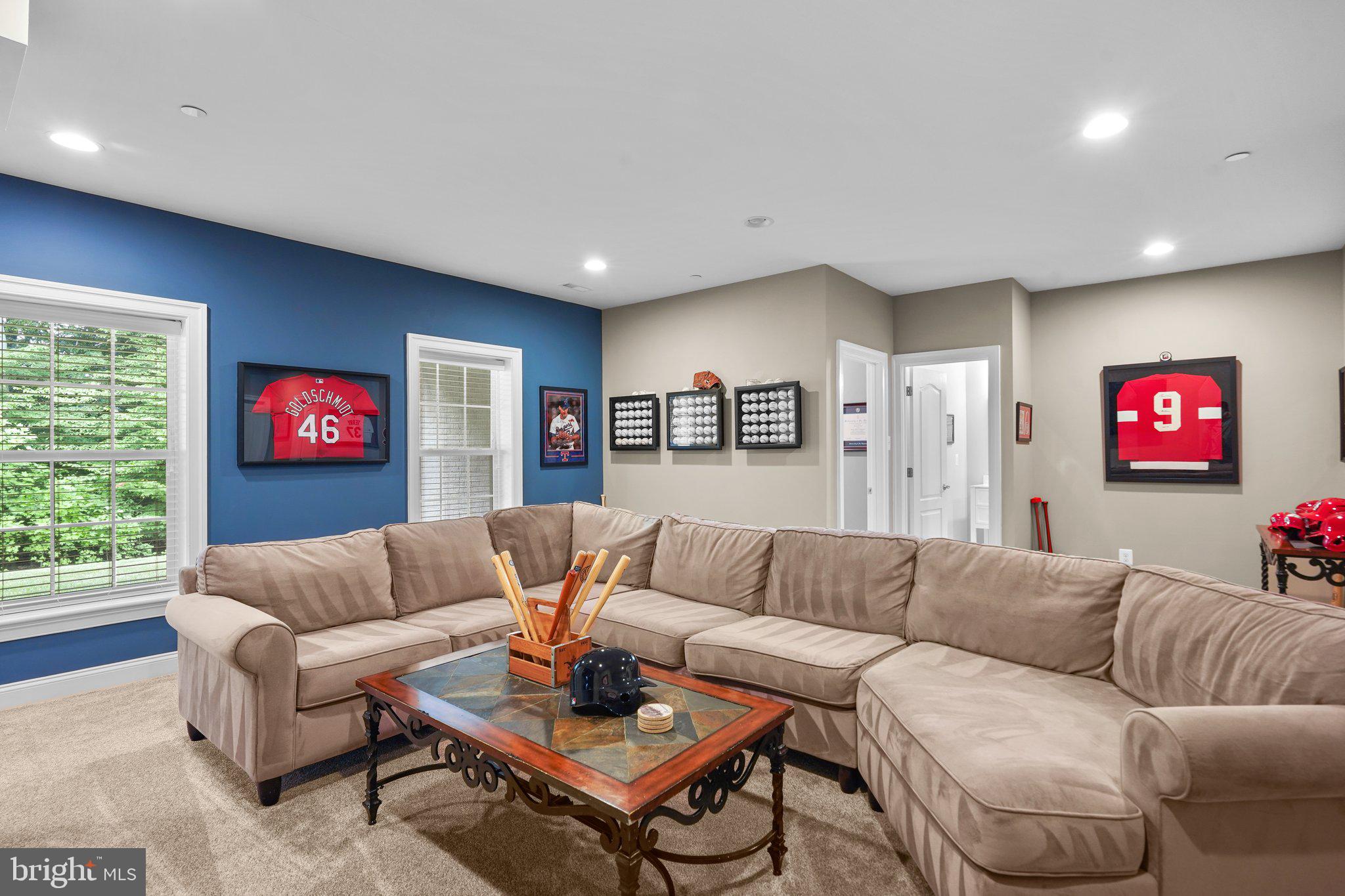 SPRING RIDGE - Residential