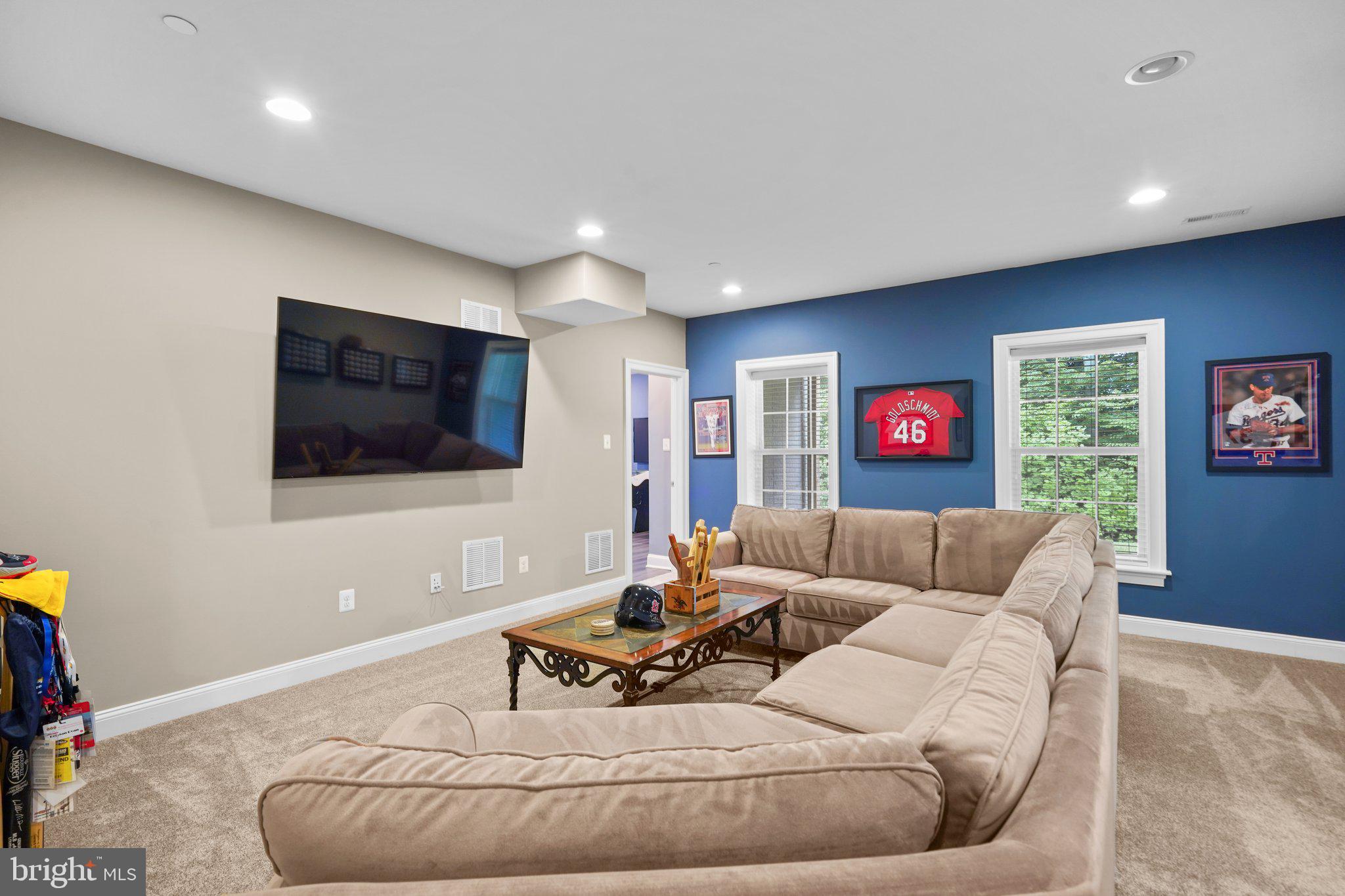 SPRING RIDGE - Residential