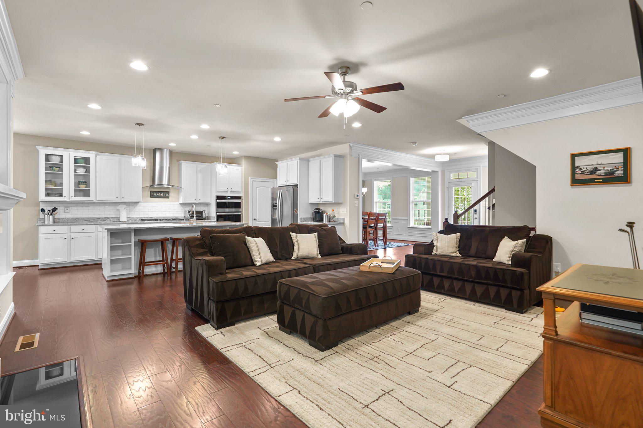 SPRING RIDGE - Residential