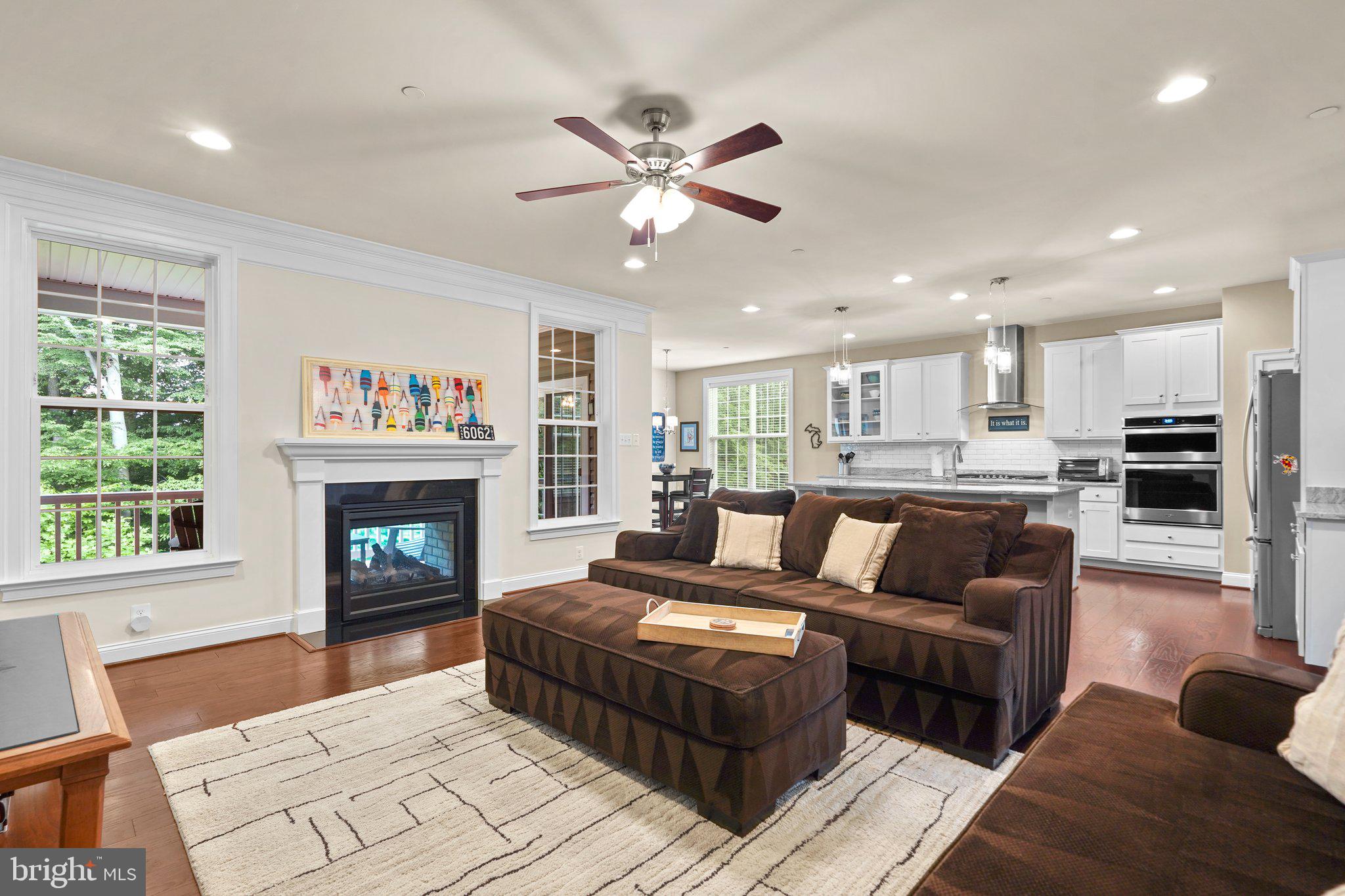 SPRING RIDGE - Residential