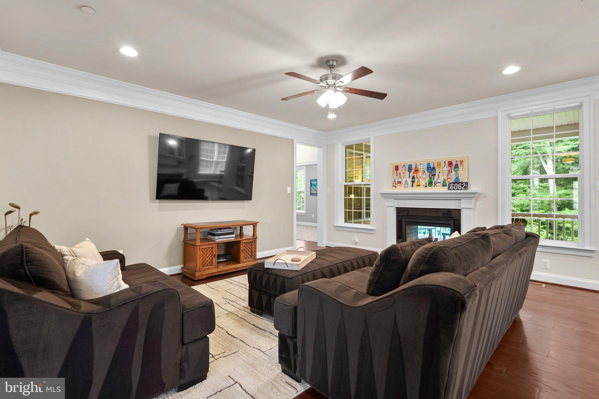 SPRING RIDGE - Residential