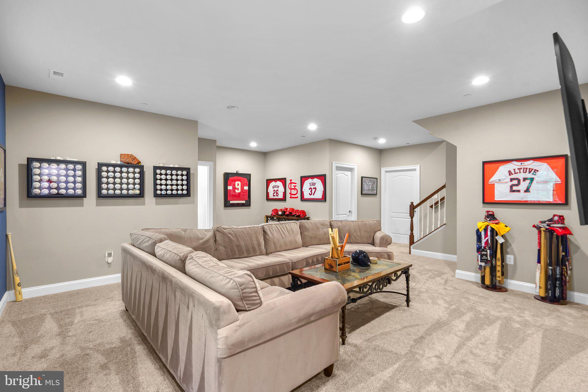 SPRING RIDGE - Residential