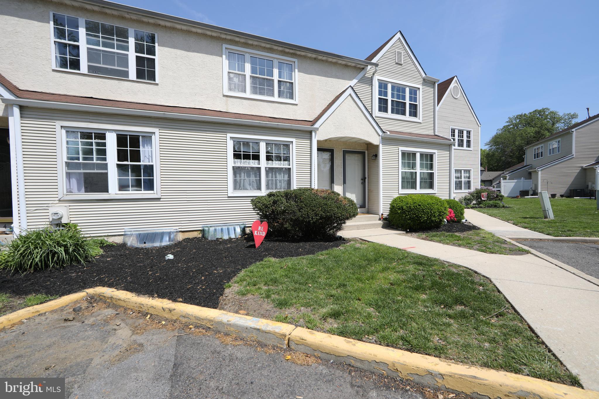 111 E BEECHWOOD AVENUE 5