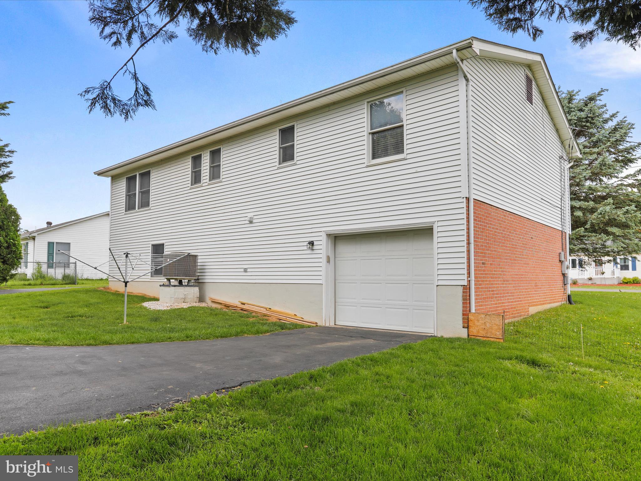 SYLVAN GROVE - Residential