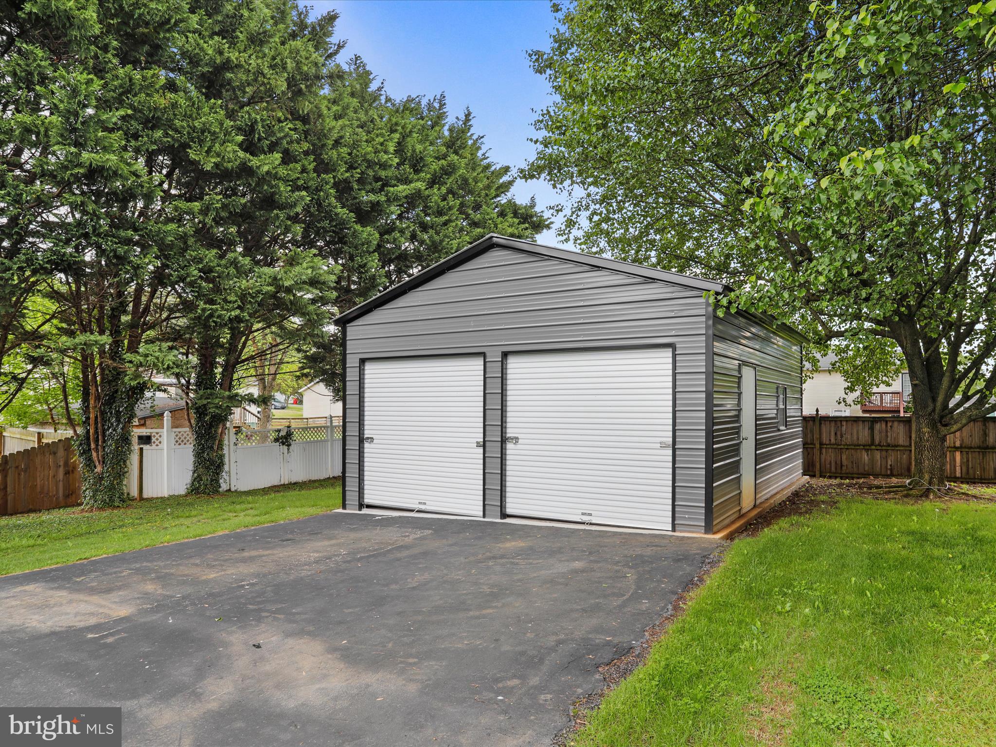 SYLVAN GROVE - Residential